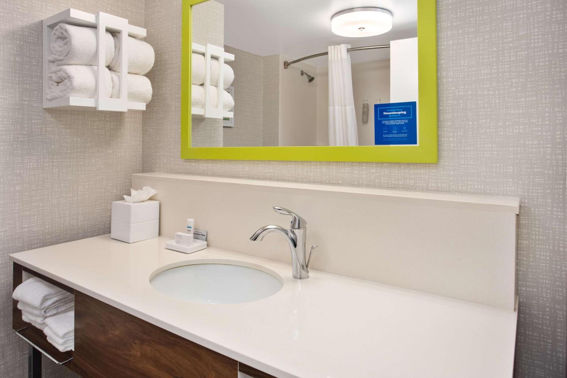 Hampton Inn & Suites Cape Coral / Fort Myers photo 41