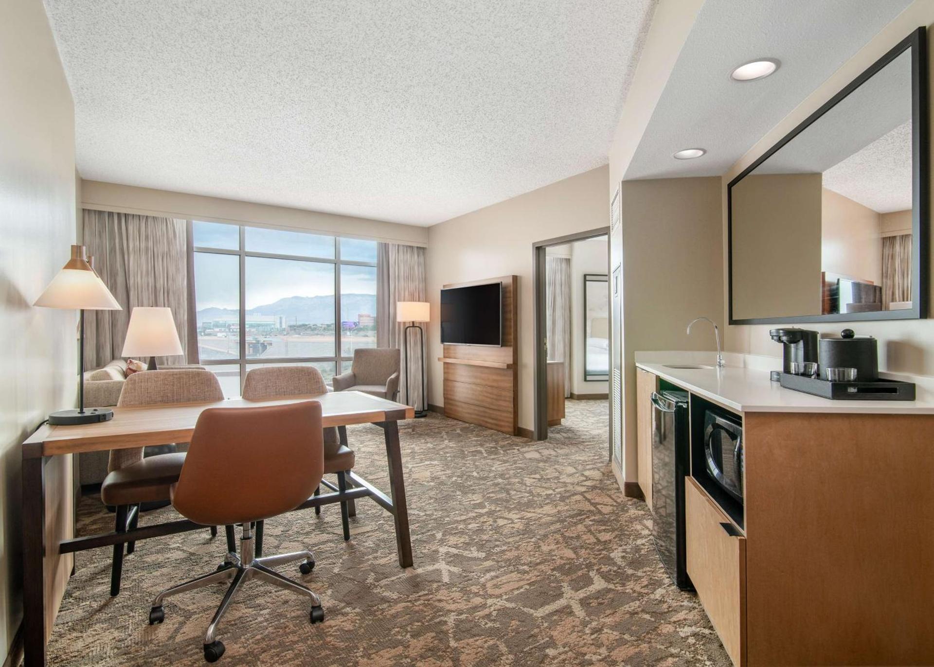 Embassy Suites by Hilton Albuquerque photo 29