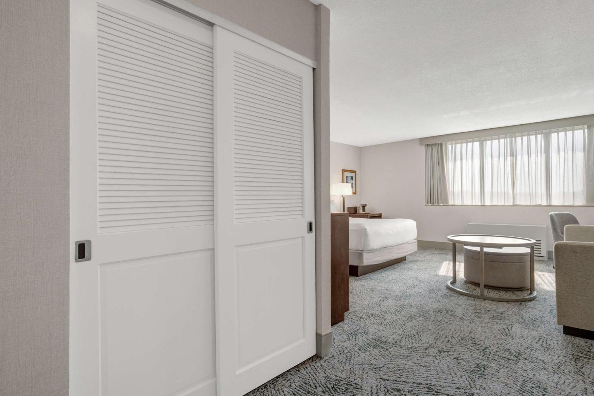 Hilton Arlington National Landing photo 51