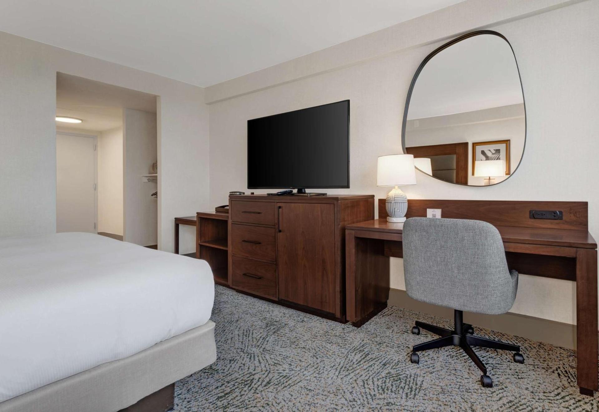Hilton Arlington National Landing photo 53