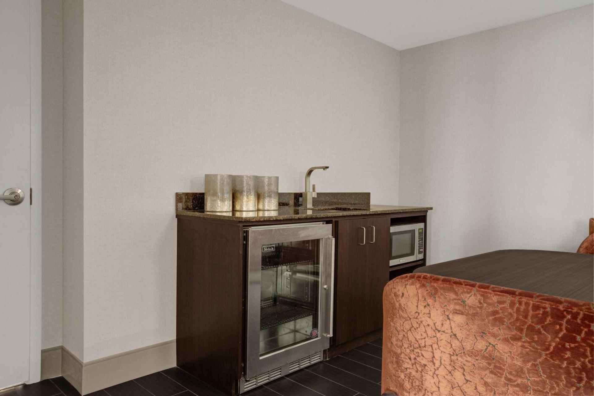 Hilton Arlington National Landing photo 57