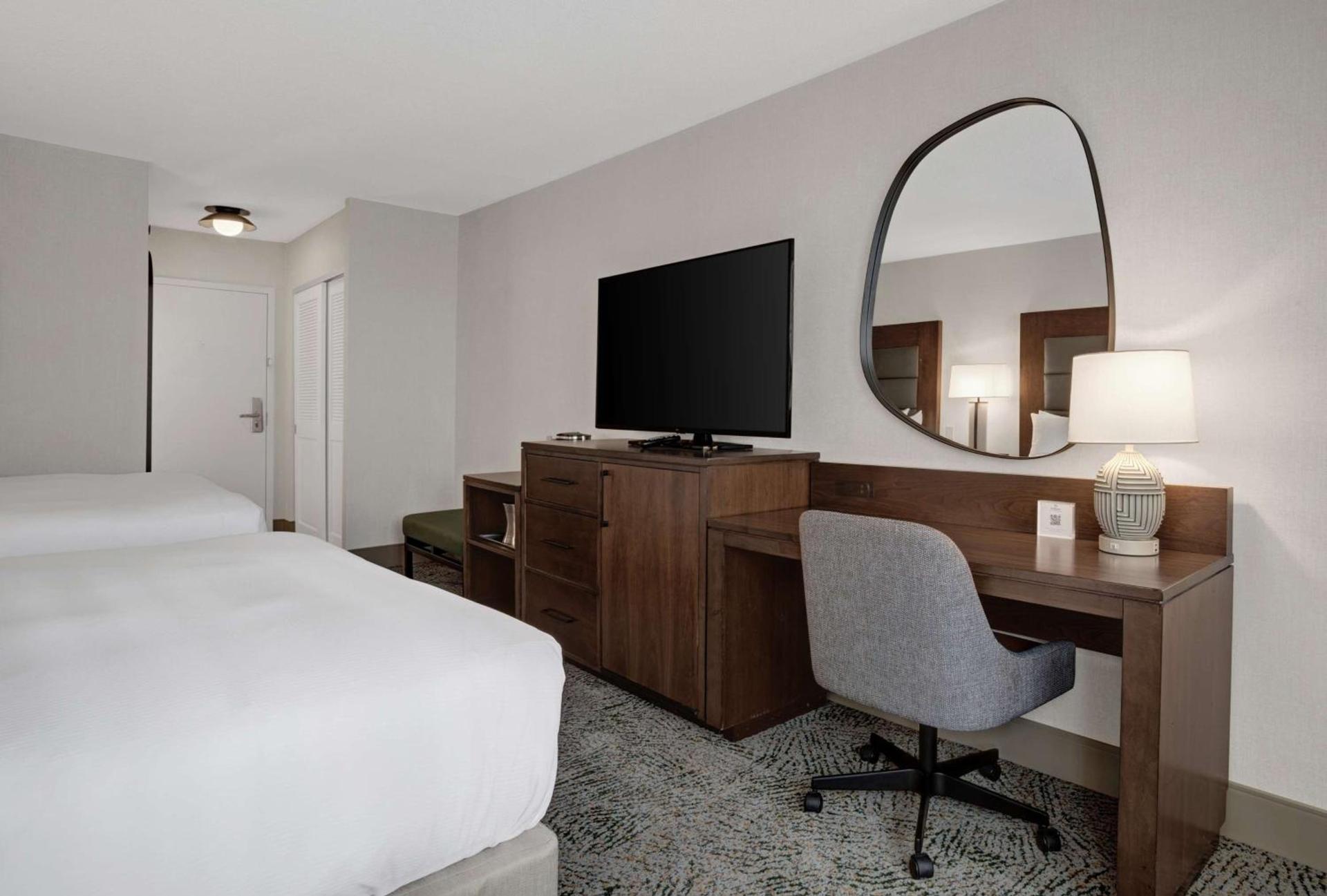 Hilton Arlington National Landing photo 61