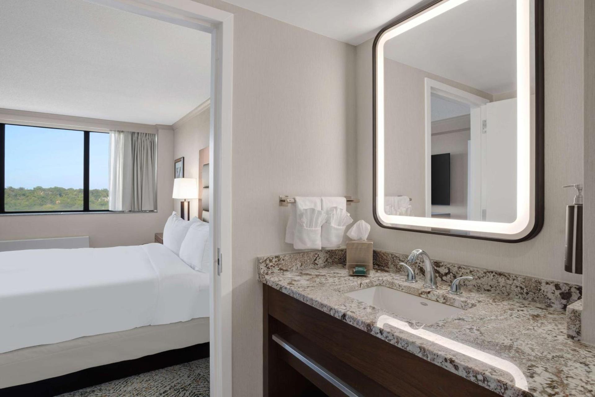 Hilton Arlington National Landing photo 63
