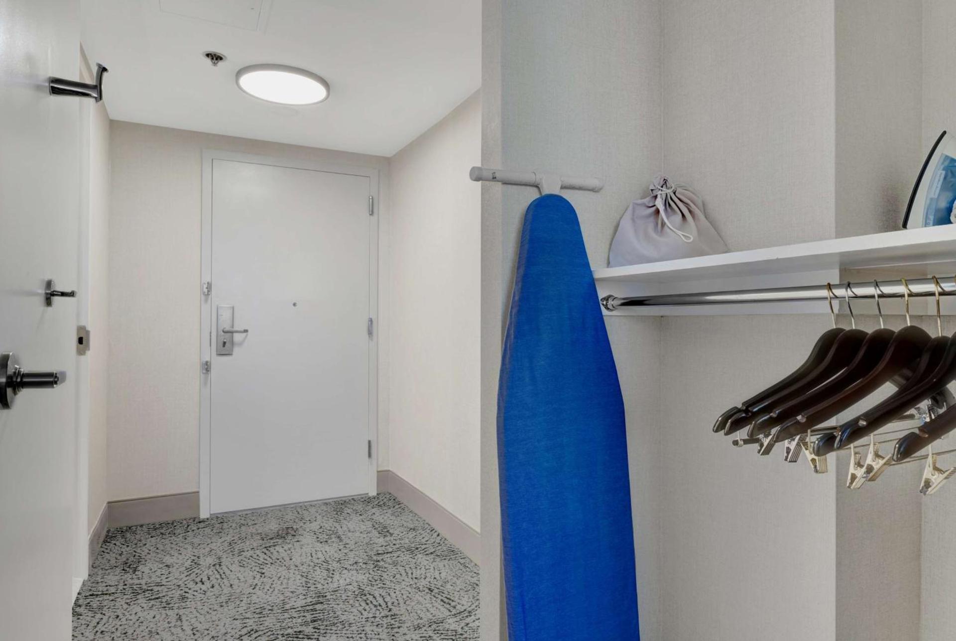Hilton Arlington National Landing photo 67