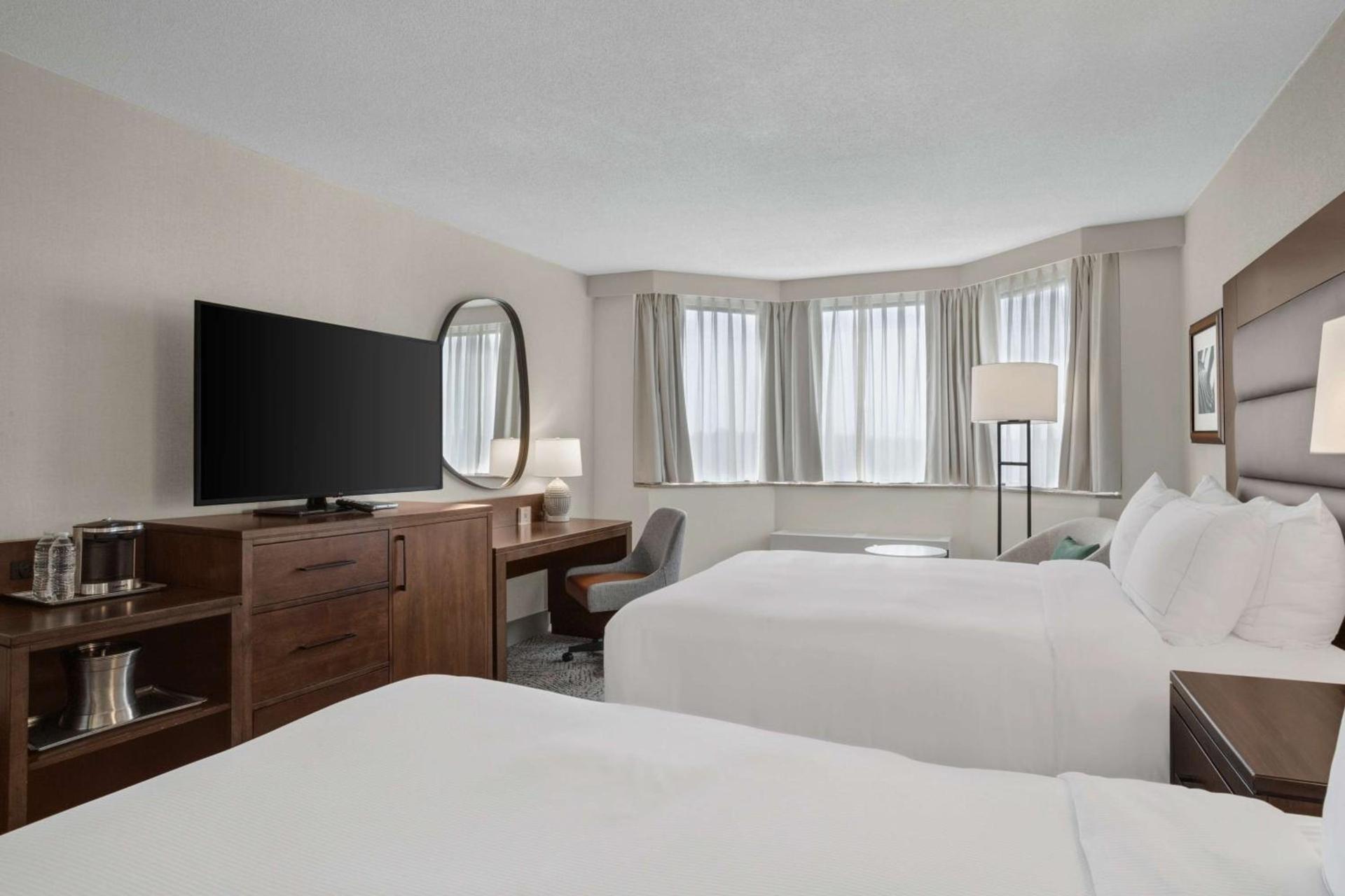 Hilton Arlington National Landing photo 98