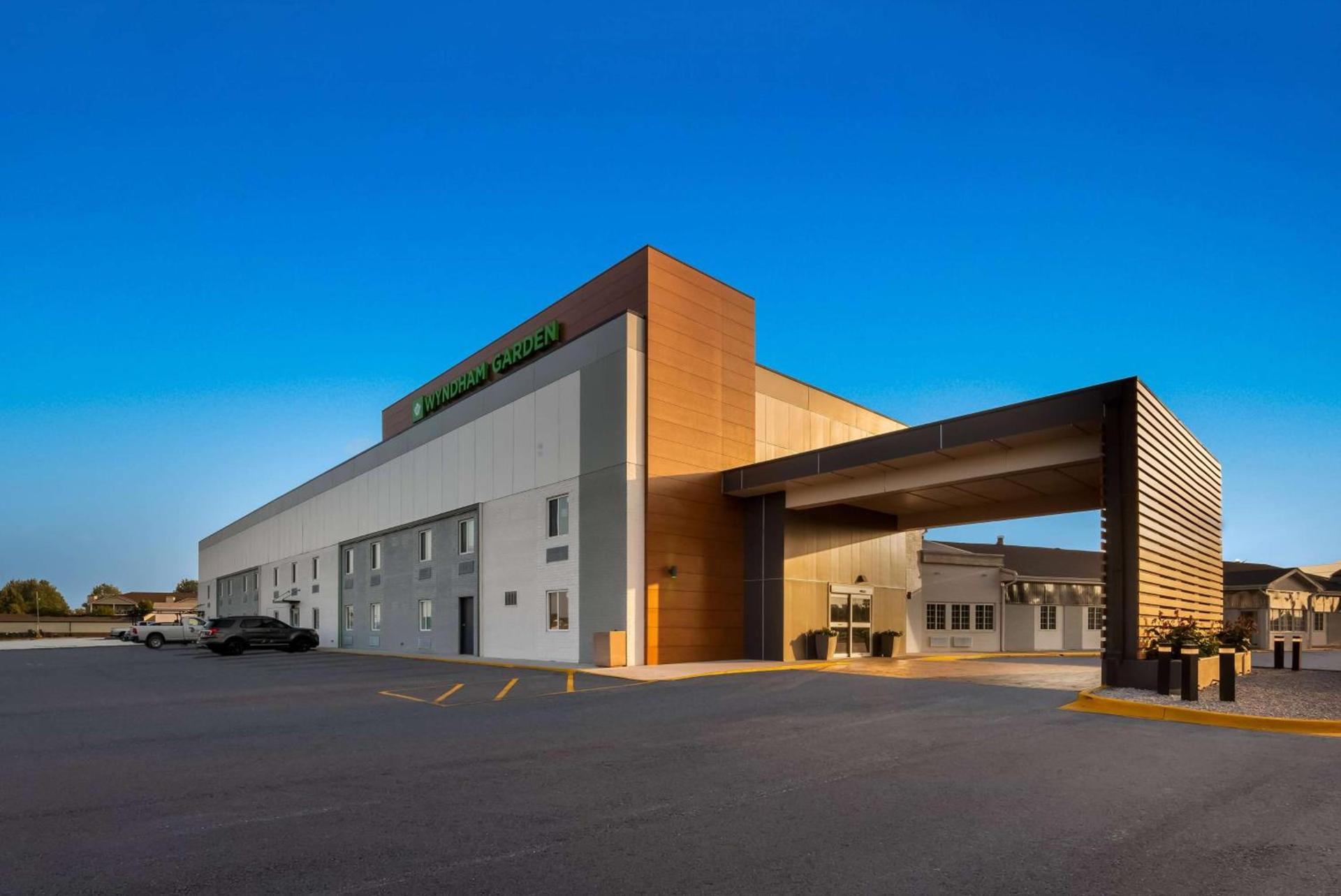 Wyndham Garden Ankeny photo 2