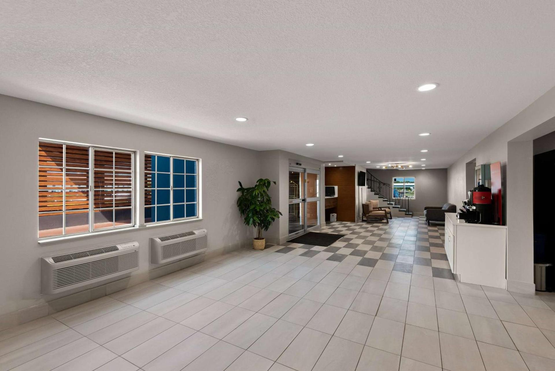Wyndham Garden Ankeny photo 13