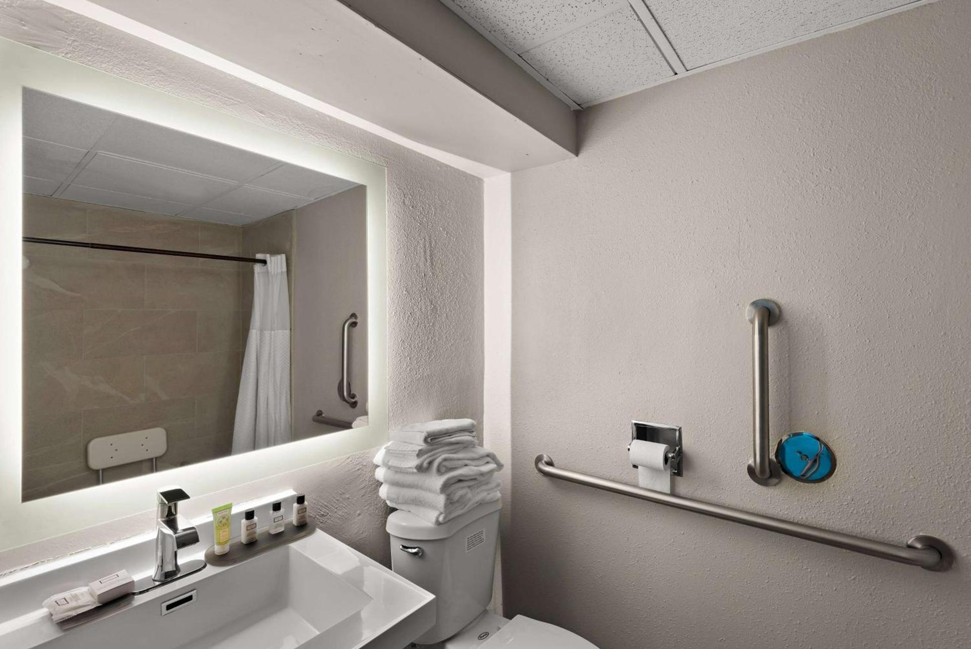 Wyndham Garden Ankeny photo 40