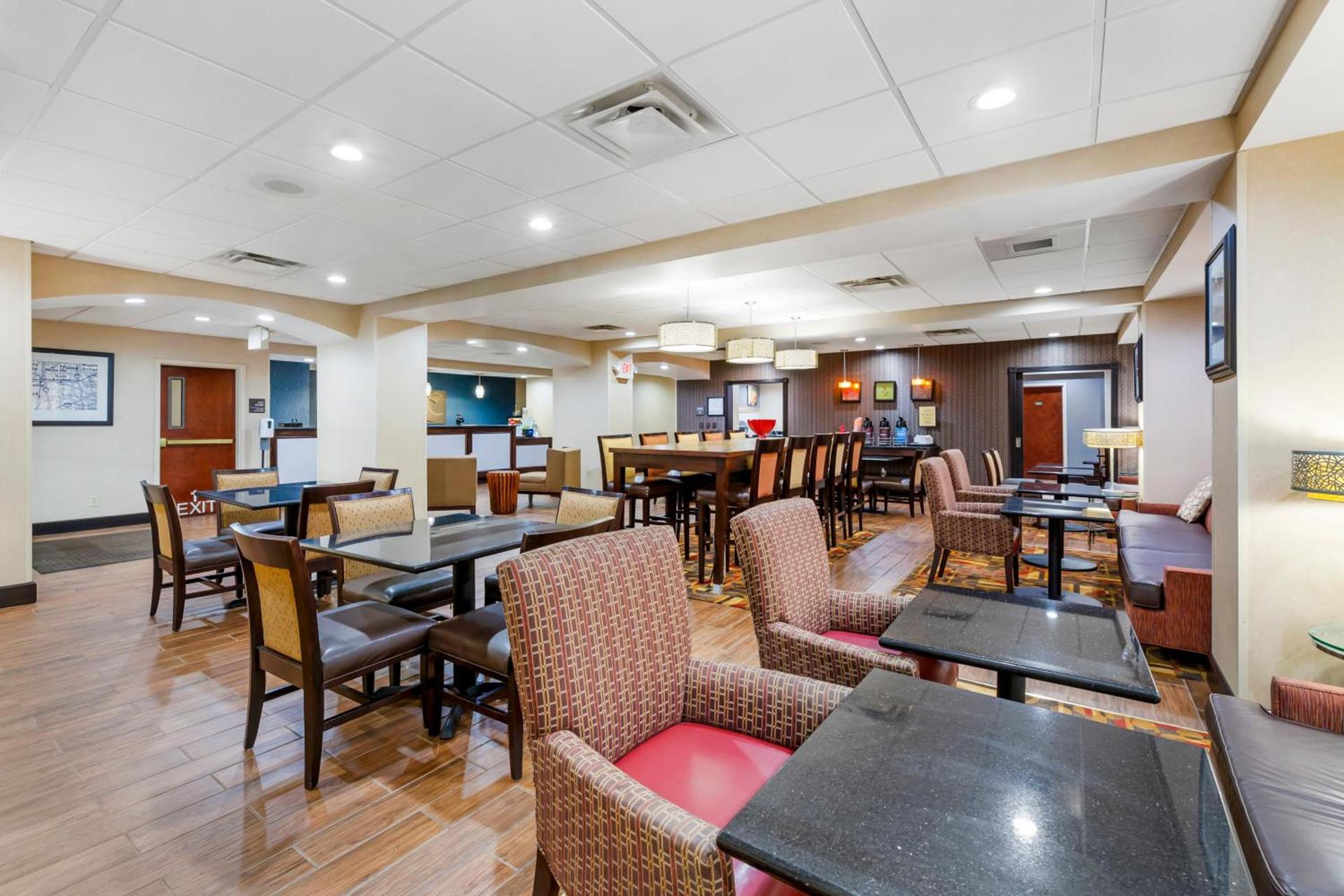 Comfort Inn, Cleveland South - Richfield photo 19