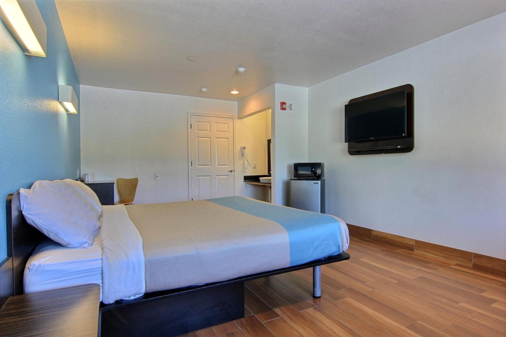Motel 6-Rockport, TX photo 32