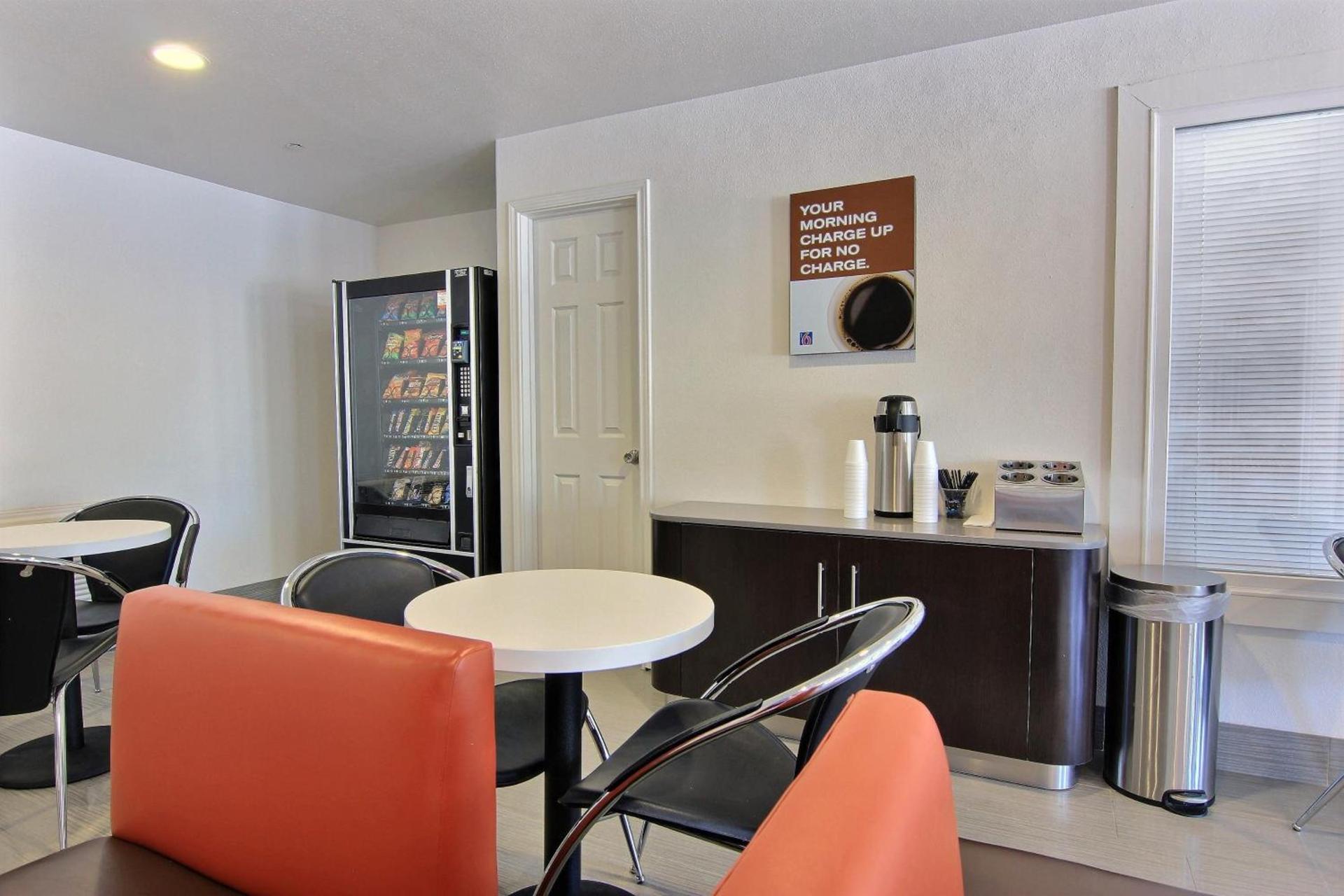 Motel 6-Rockport, TX photo 45