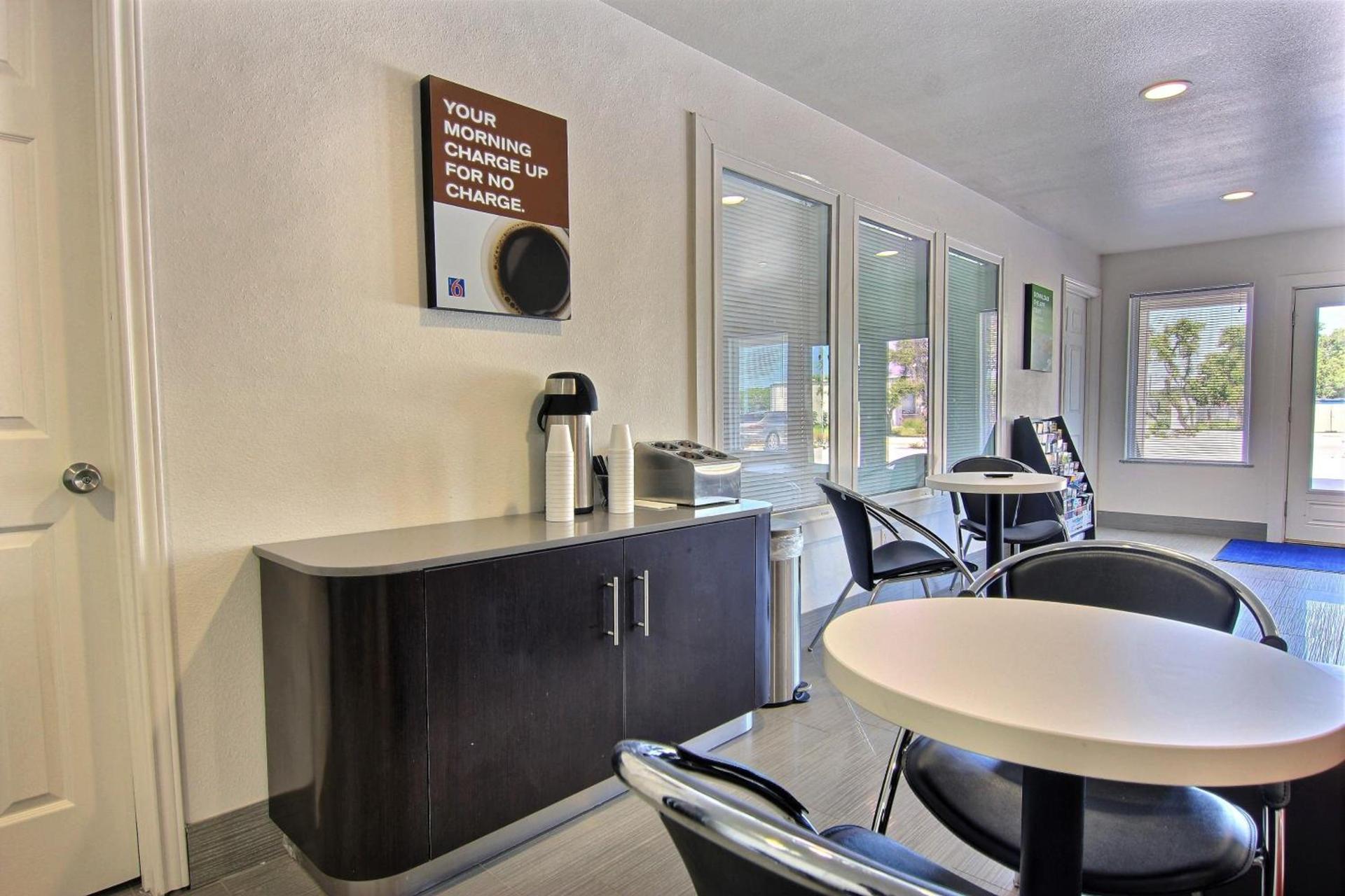 Motel 6-Rockport, TX photo 47