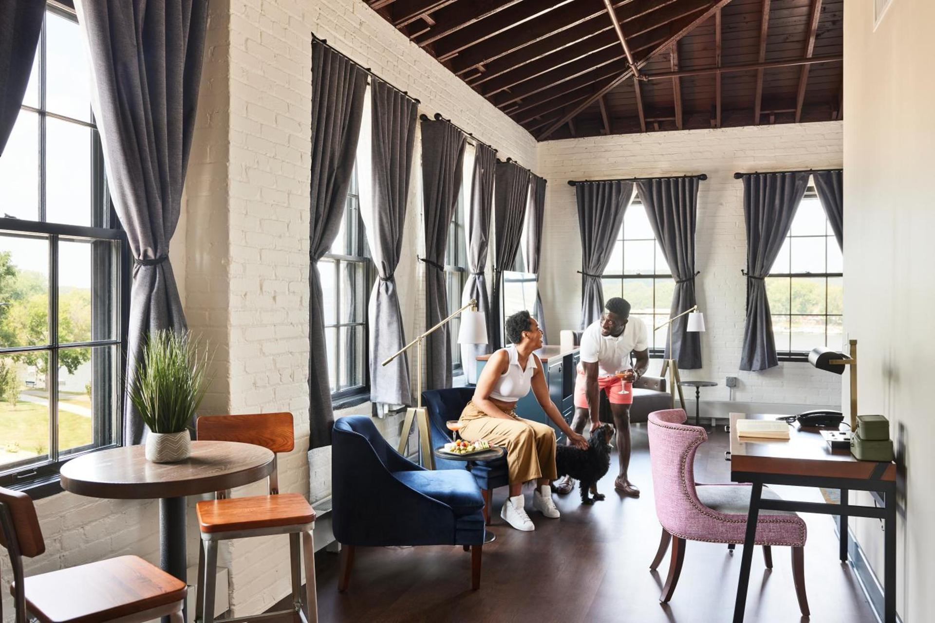 The Confluence Hotel photo 17