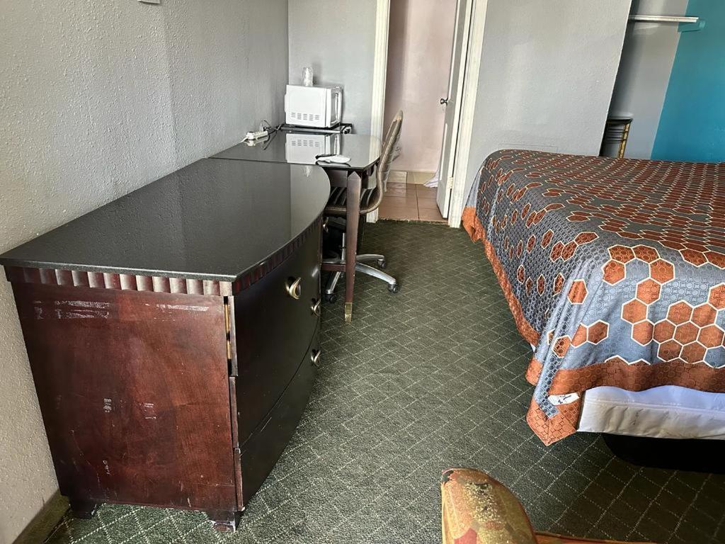 Mayo Inn photo 44