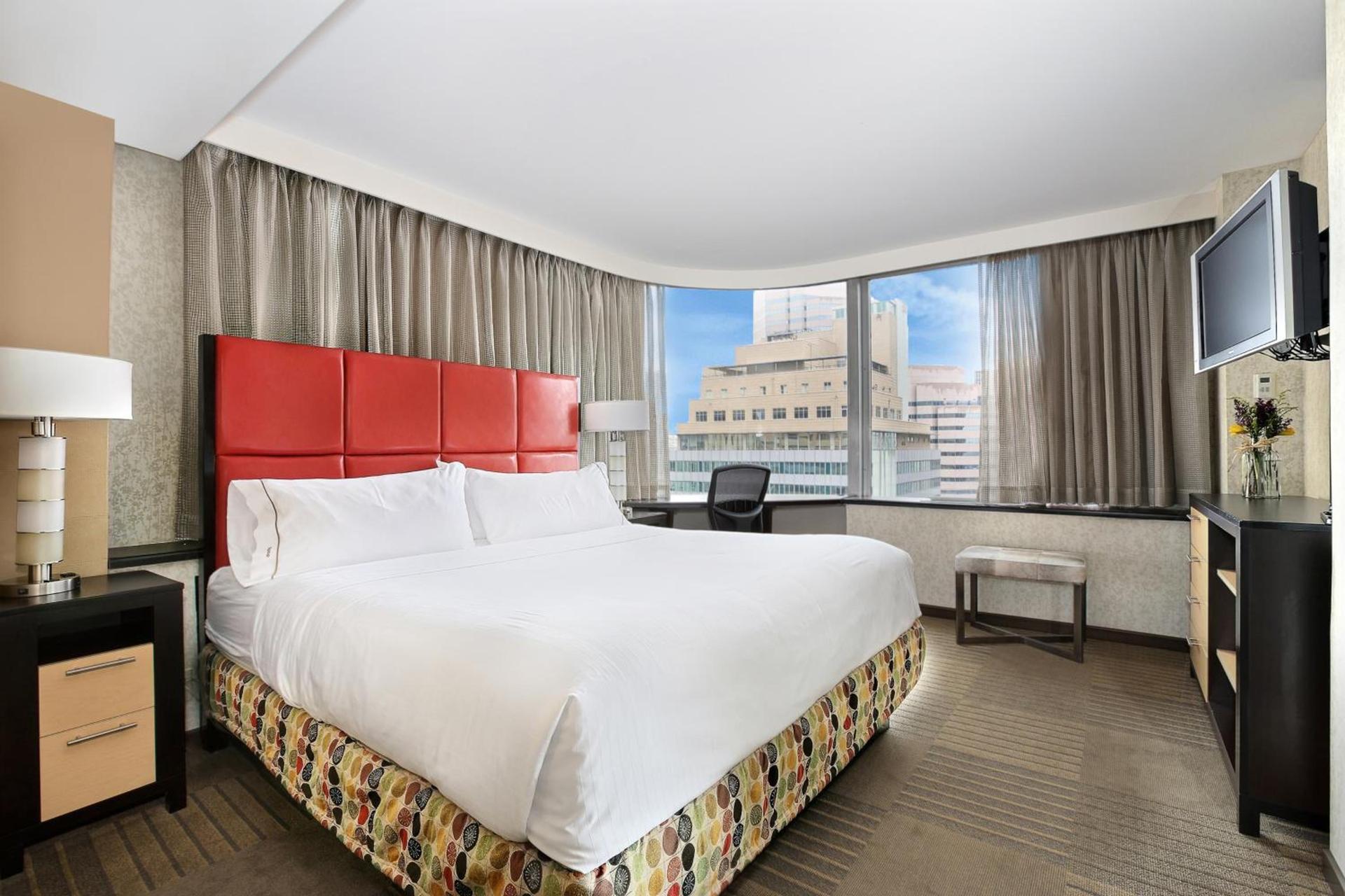 Holiday Inn Express Denver Downtown by IHG photo 2