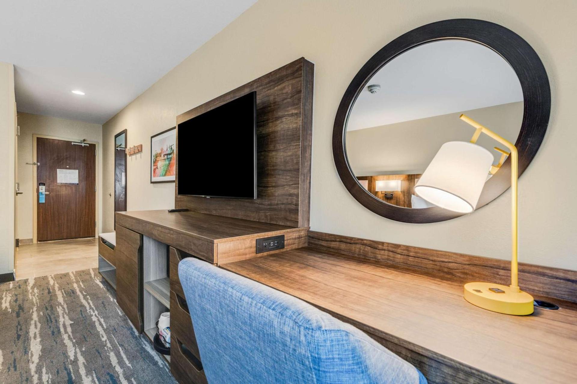 Hampton Inn & Suites Selma-San Antonio/Randolph AFB photo 17