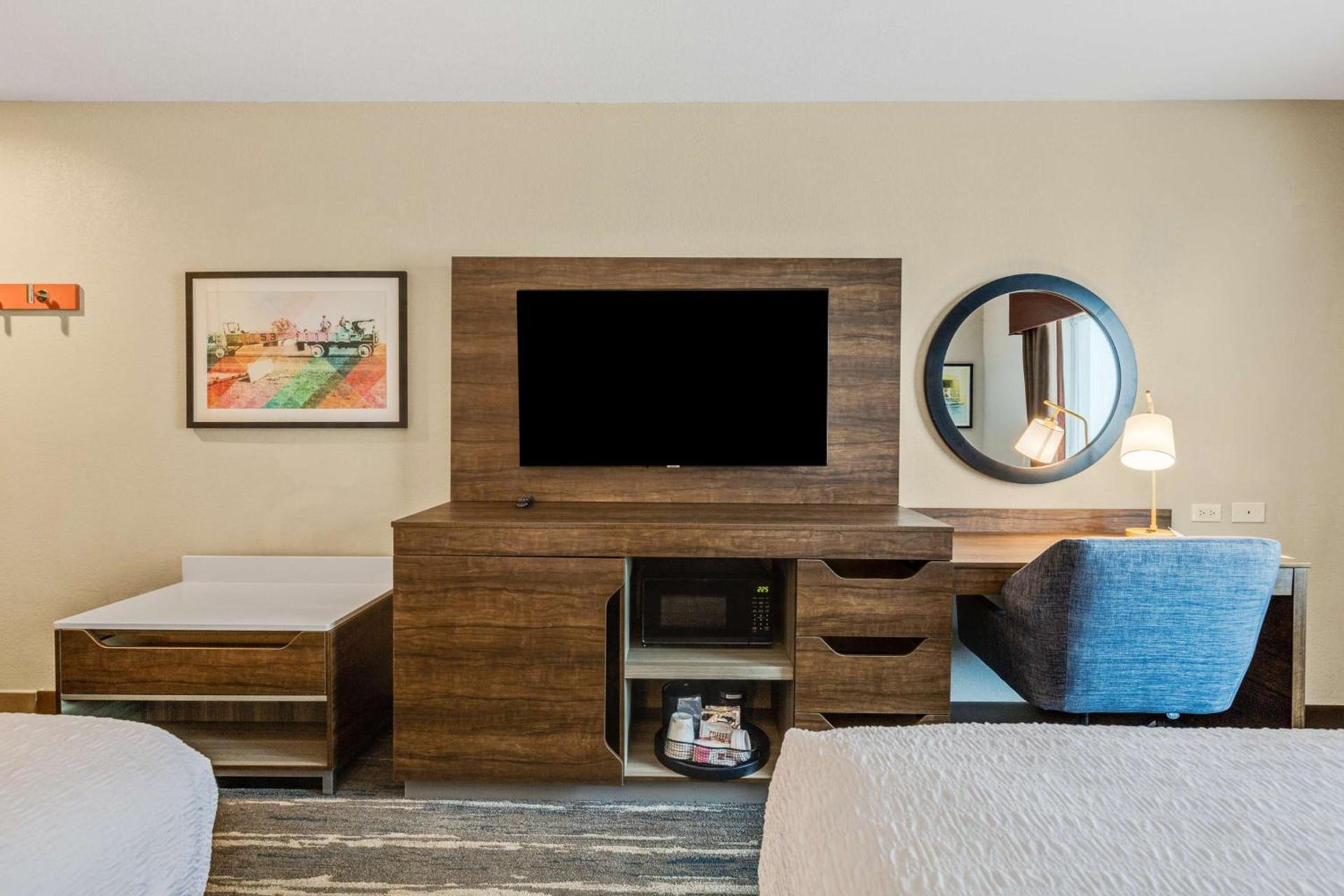 Hampton Inn & Suites Selma-San Antonio/Randolph AFB photo 19