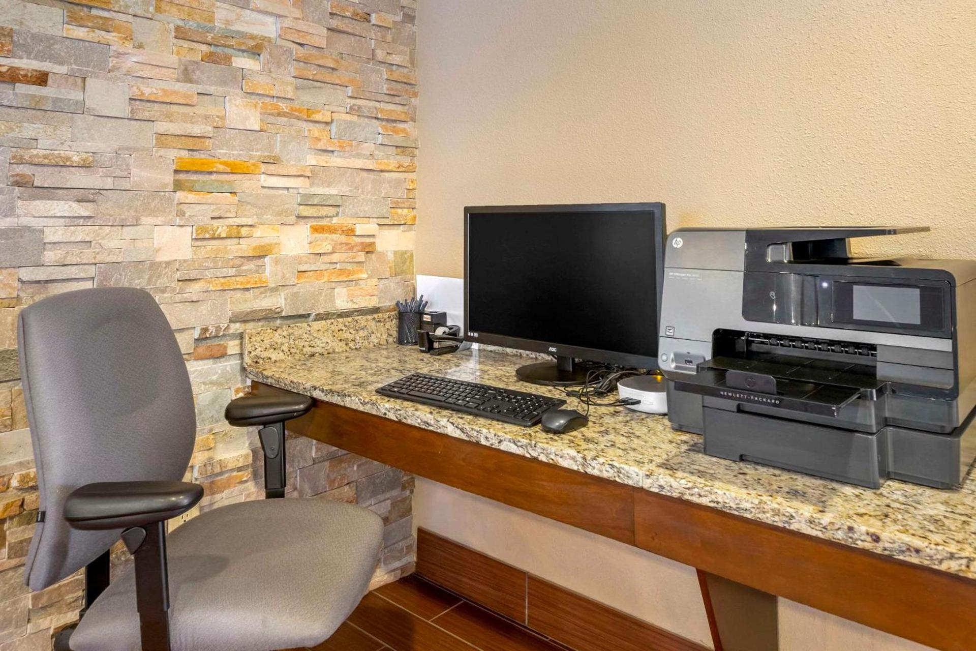 Comfort Inn Sault Ste Marie MI photo 39