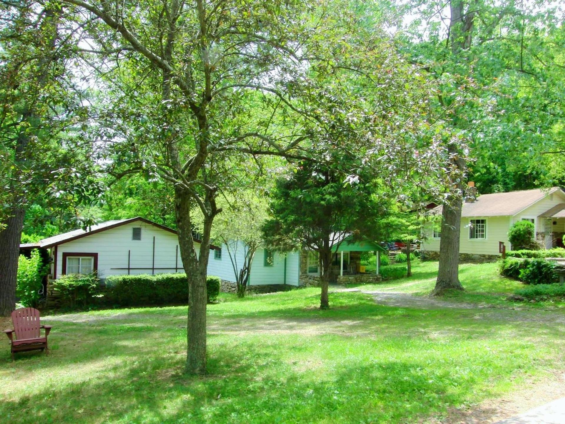 The Pines Cottages photo 47