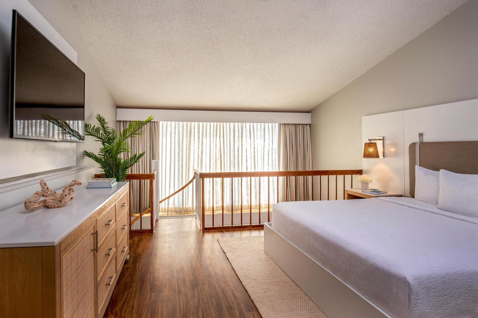 Ashore Oceanfront Hotel by Marriott photo 45