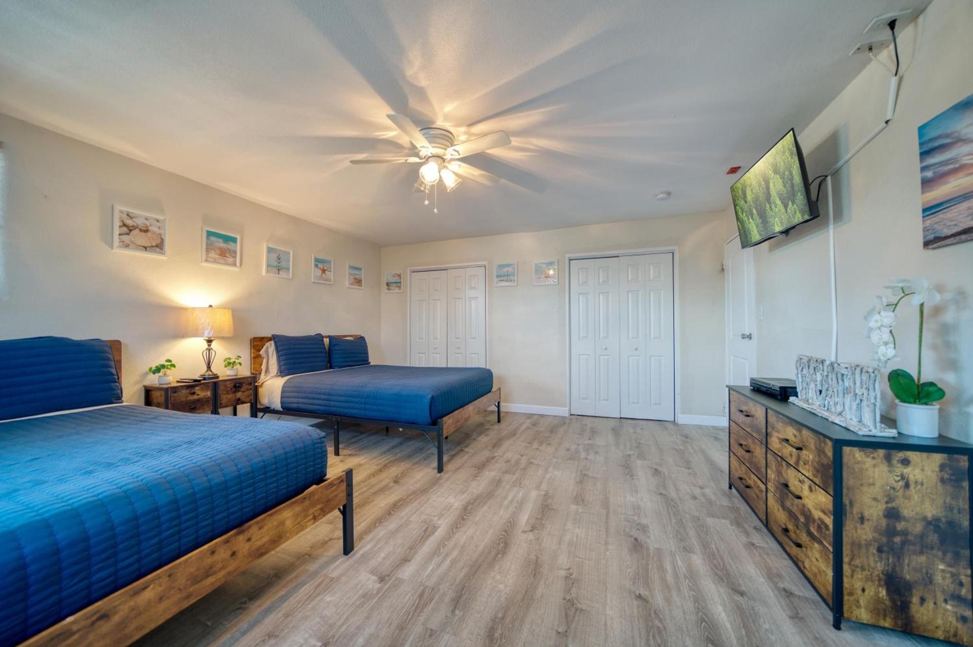 Camelot Beach Suites photo 16
