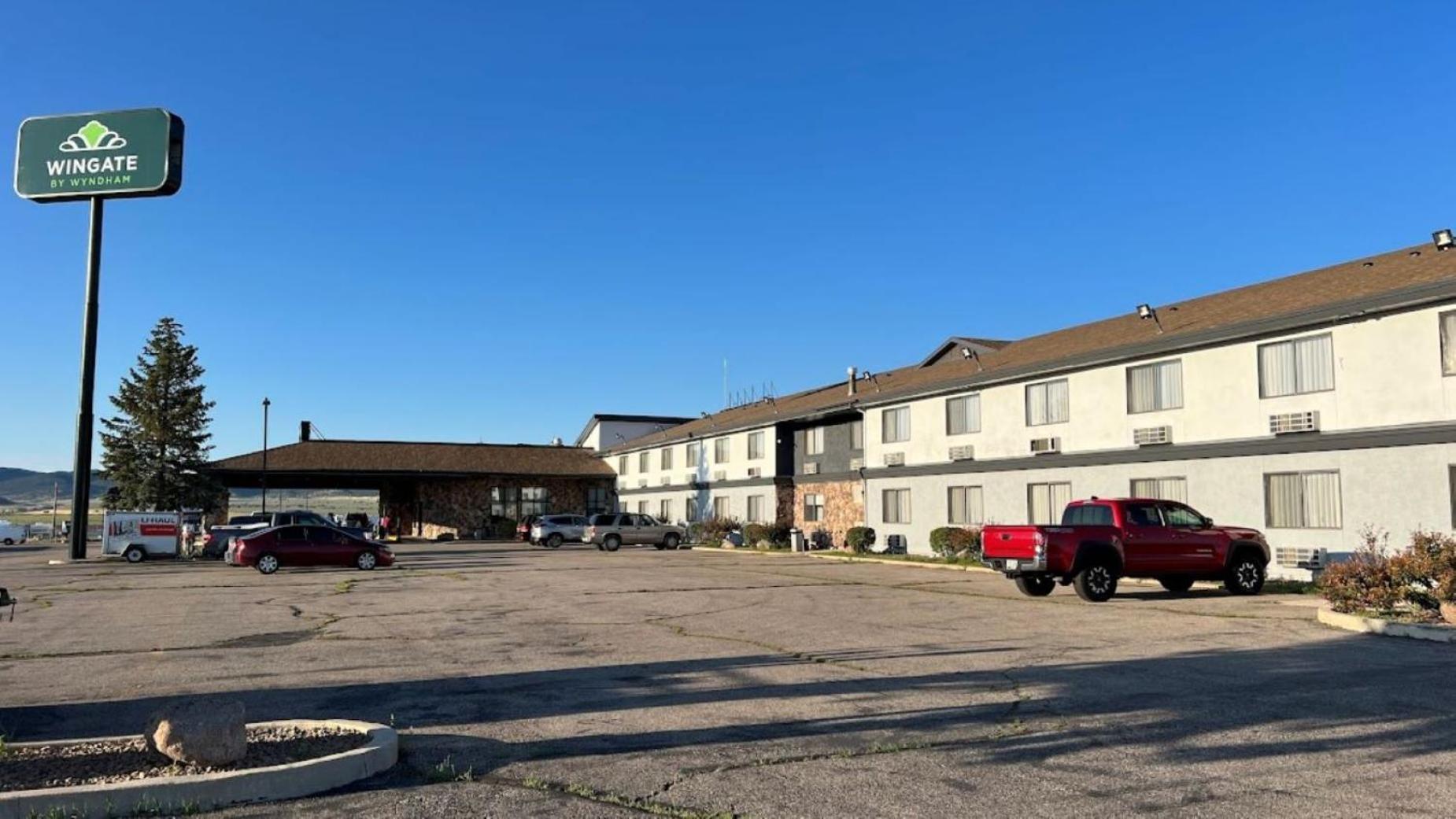 Wingate by Wyndham Beaver I-15 photo 12