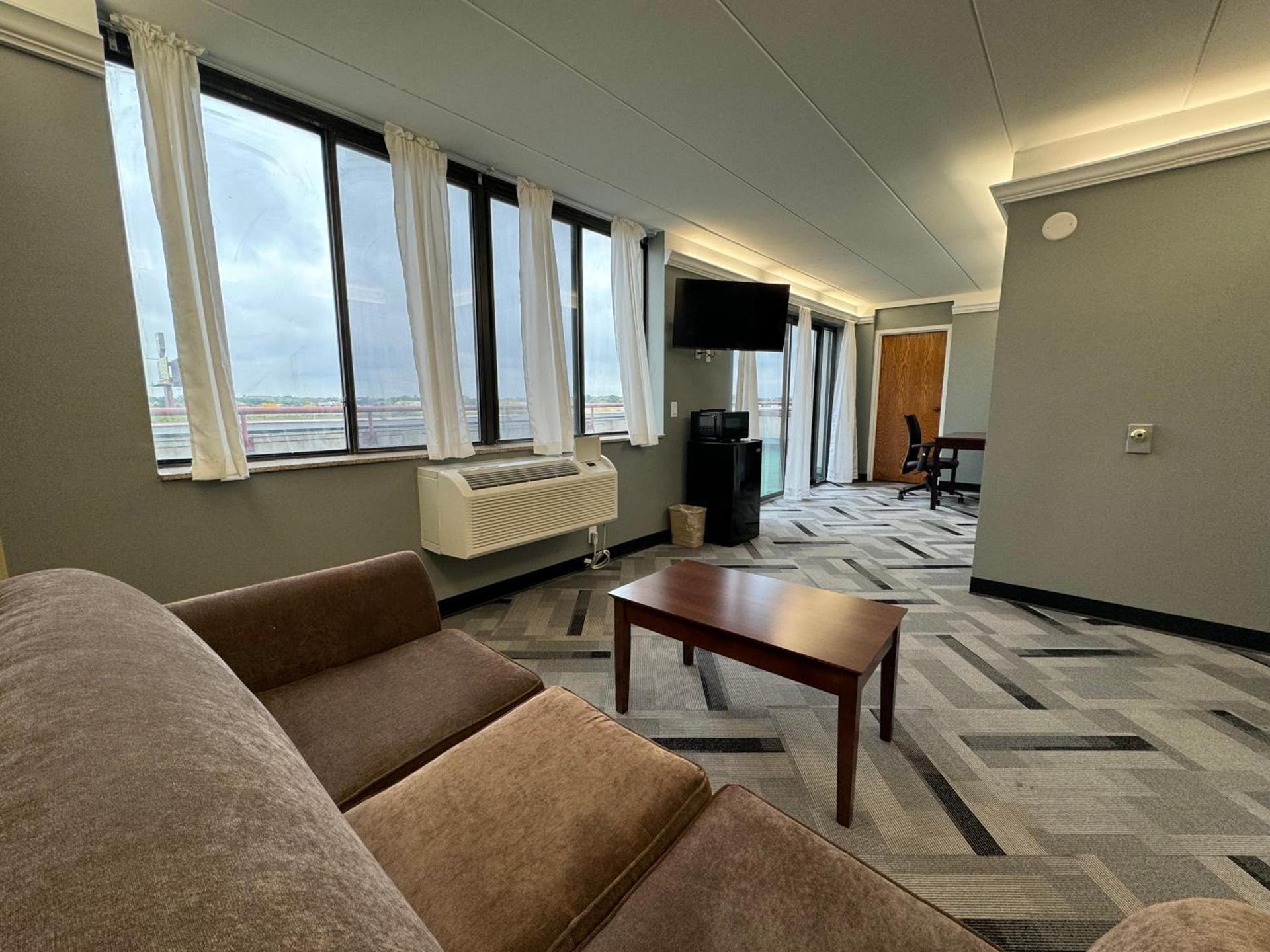 Best Western Executive Inn Kenosha - Pleasant Prairie photo 44