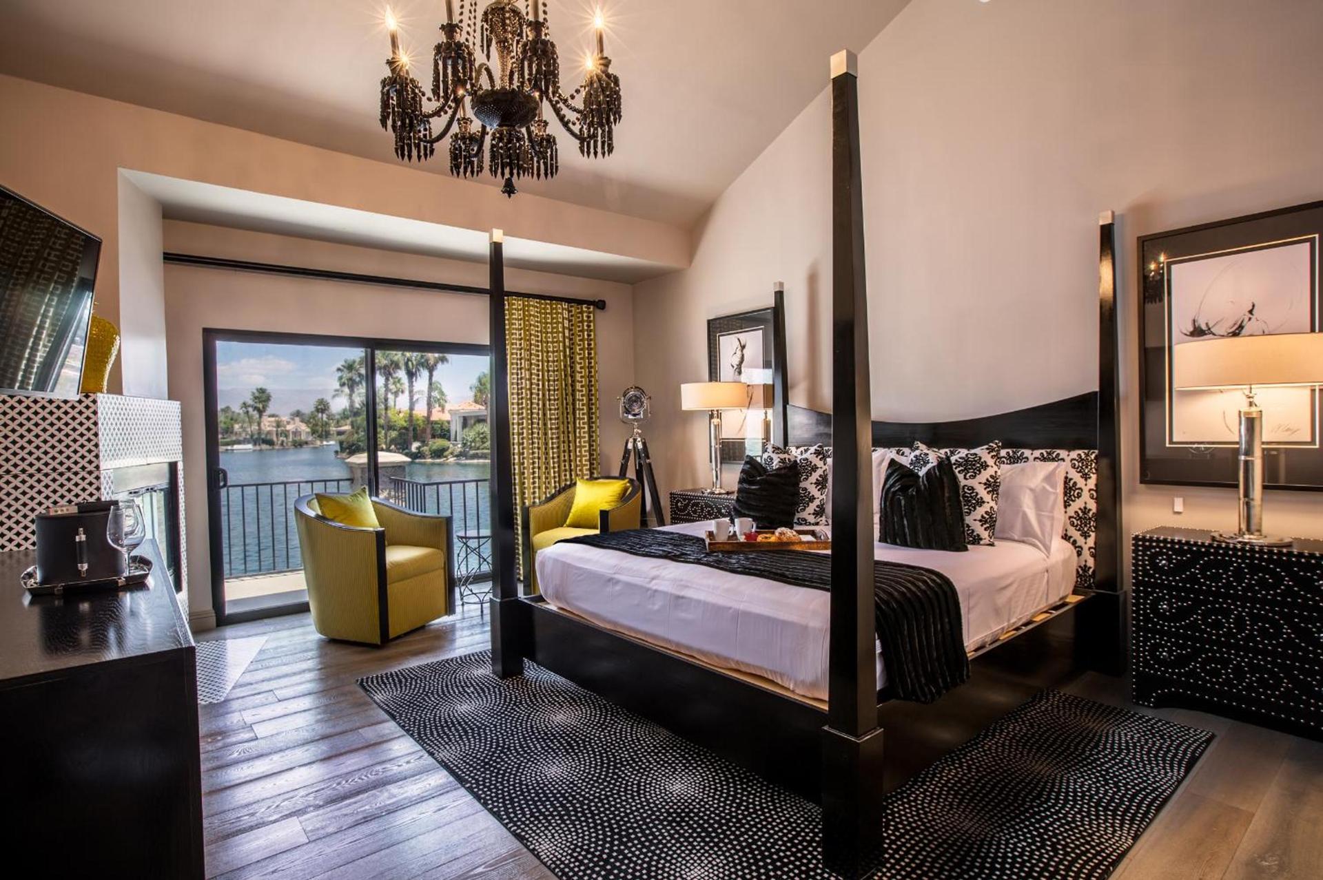 The Chateau at Lake La Quinta photo 23