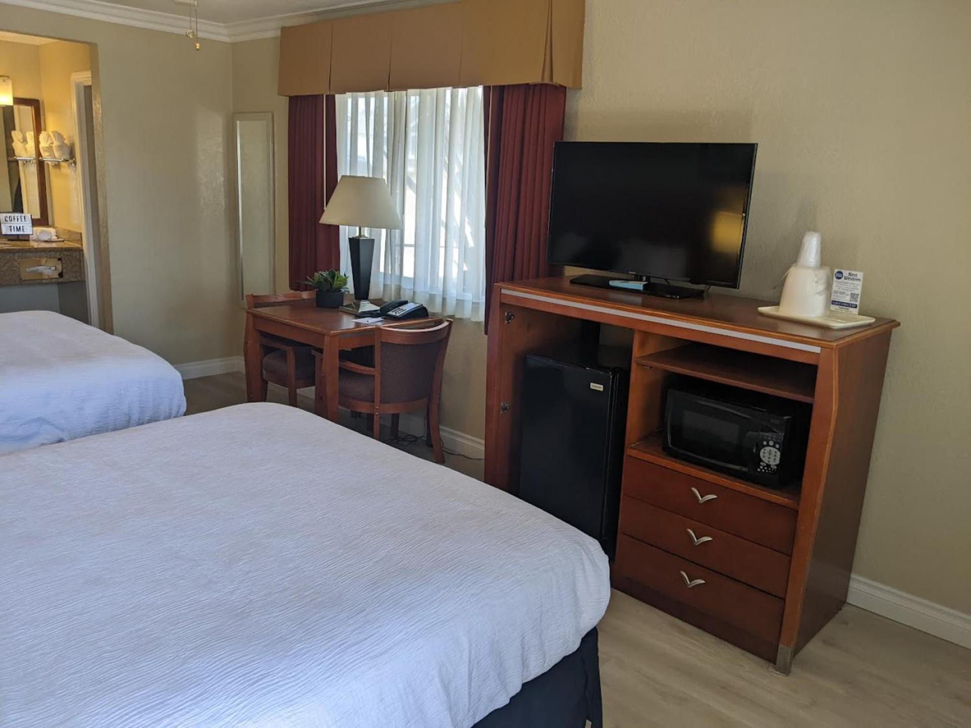 Best Western Tradewinds photo 24