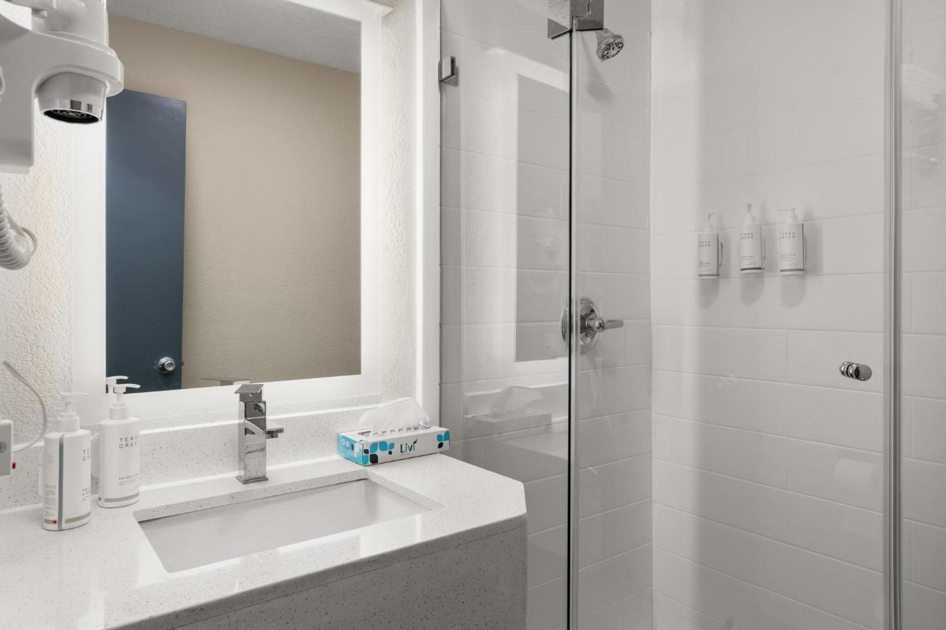 Days-Inn by Wyndham Albuquerque I-25 photo 89