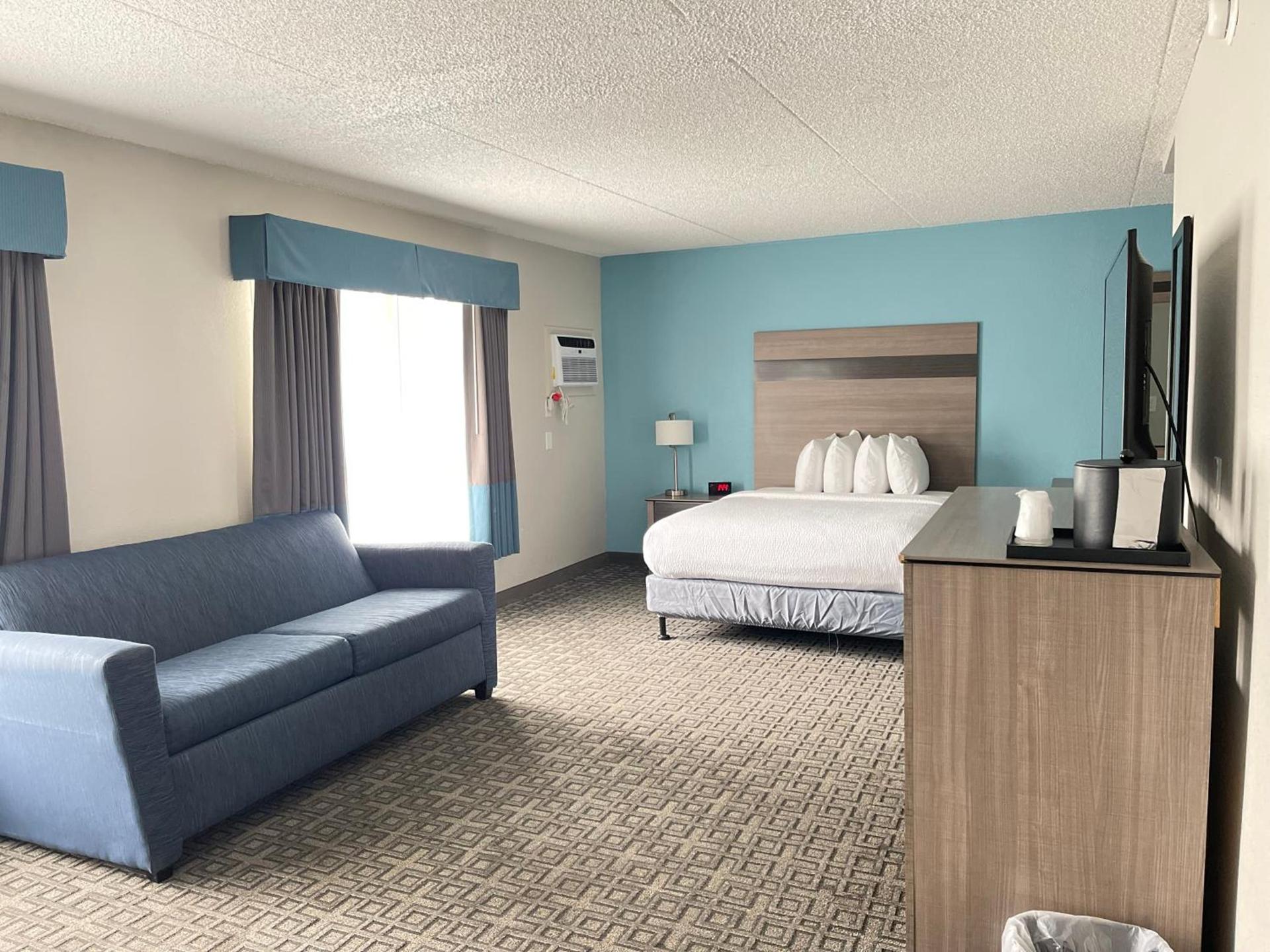 Days Inn & Suites by Wyndham Spokane photo 29