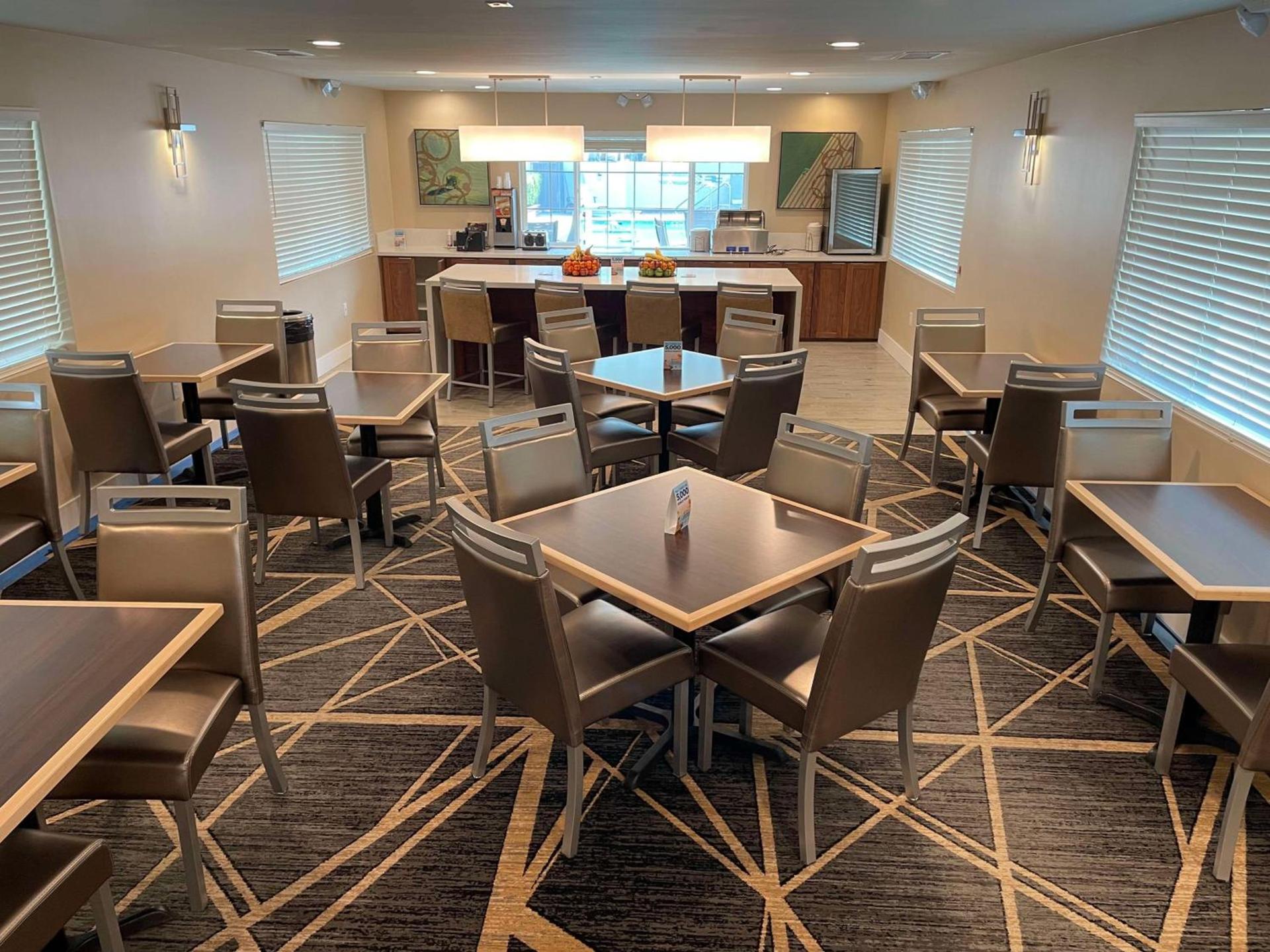 Best Western Town House Lodge photo 22