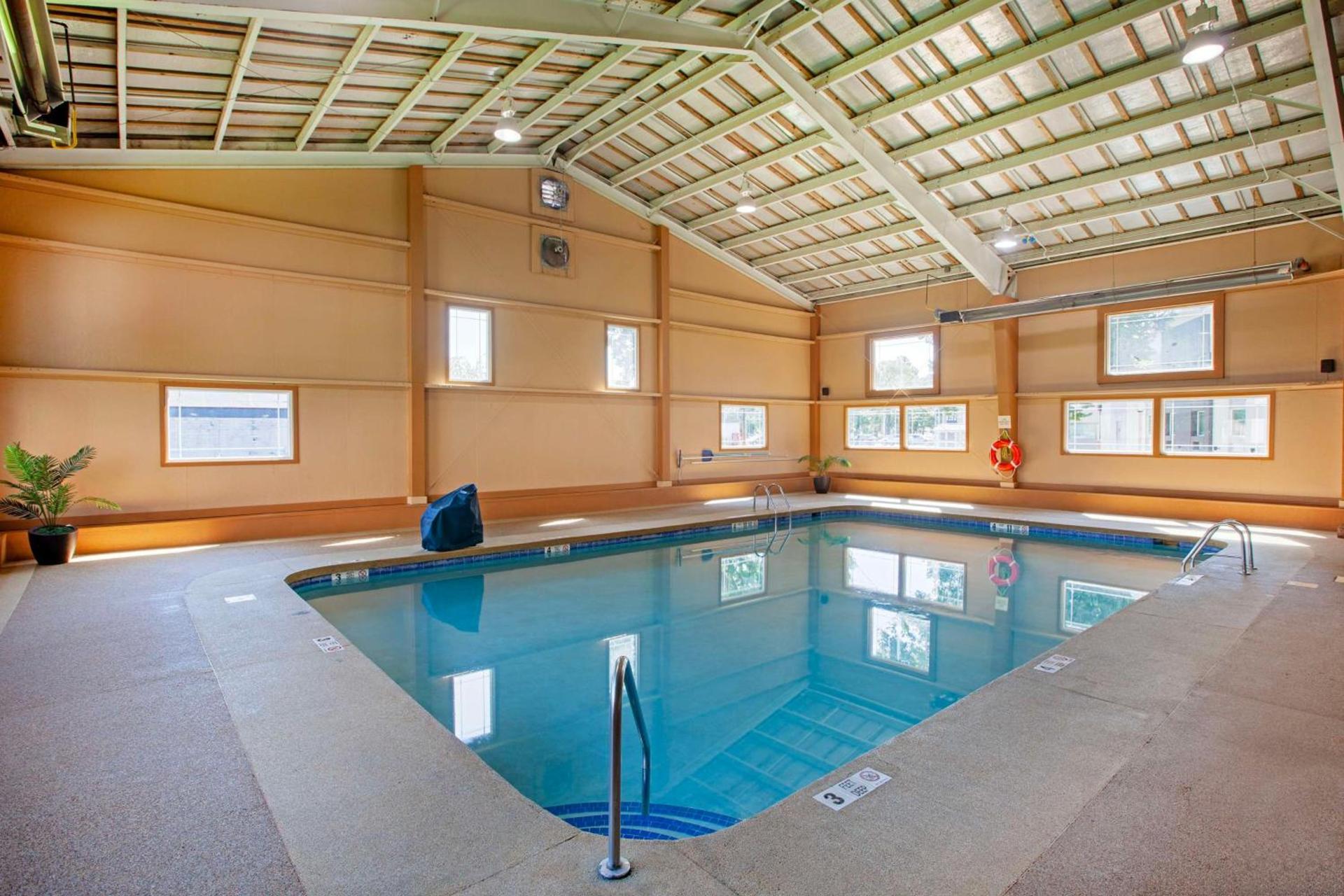 Best Western Summit Inn photo 42
