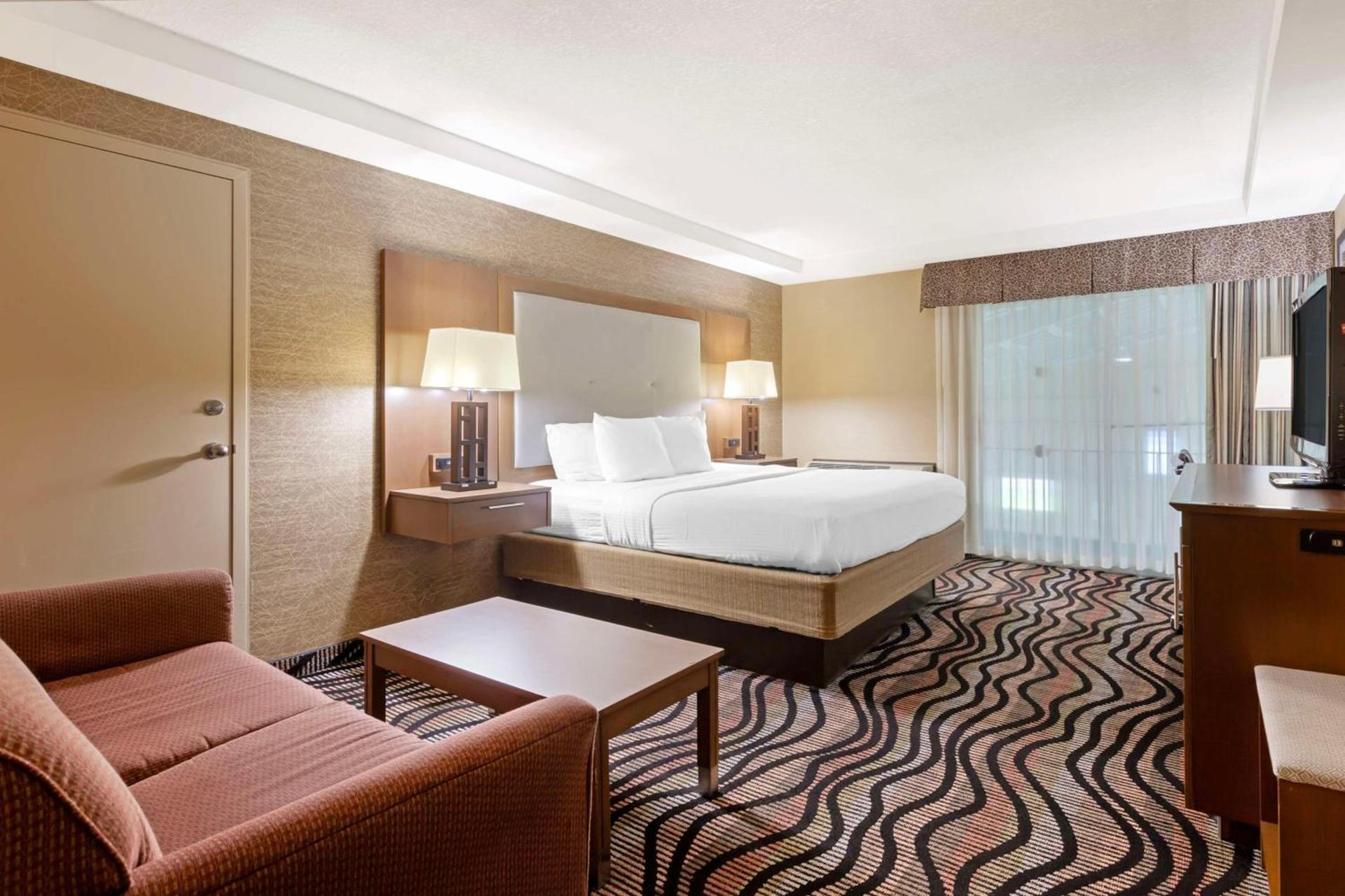 Best Western Summit Inn photo 10