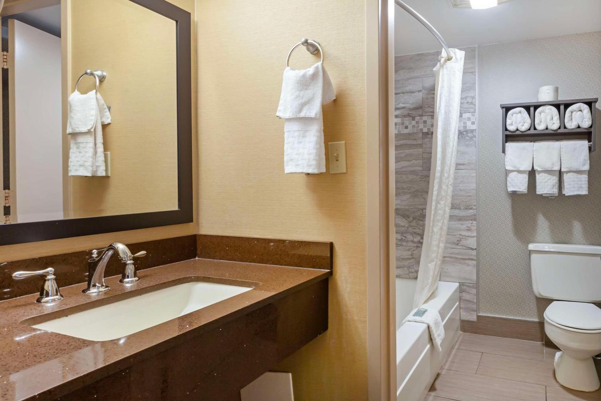 Best Western Summit Inn photo 24