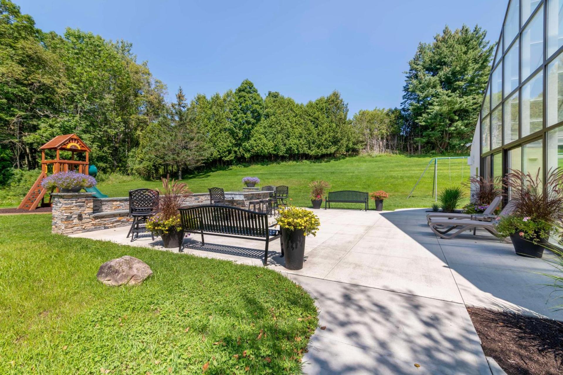 Best Western Plus Waterbury - Stowe photo 9