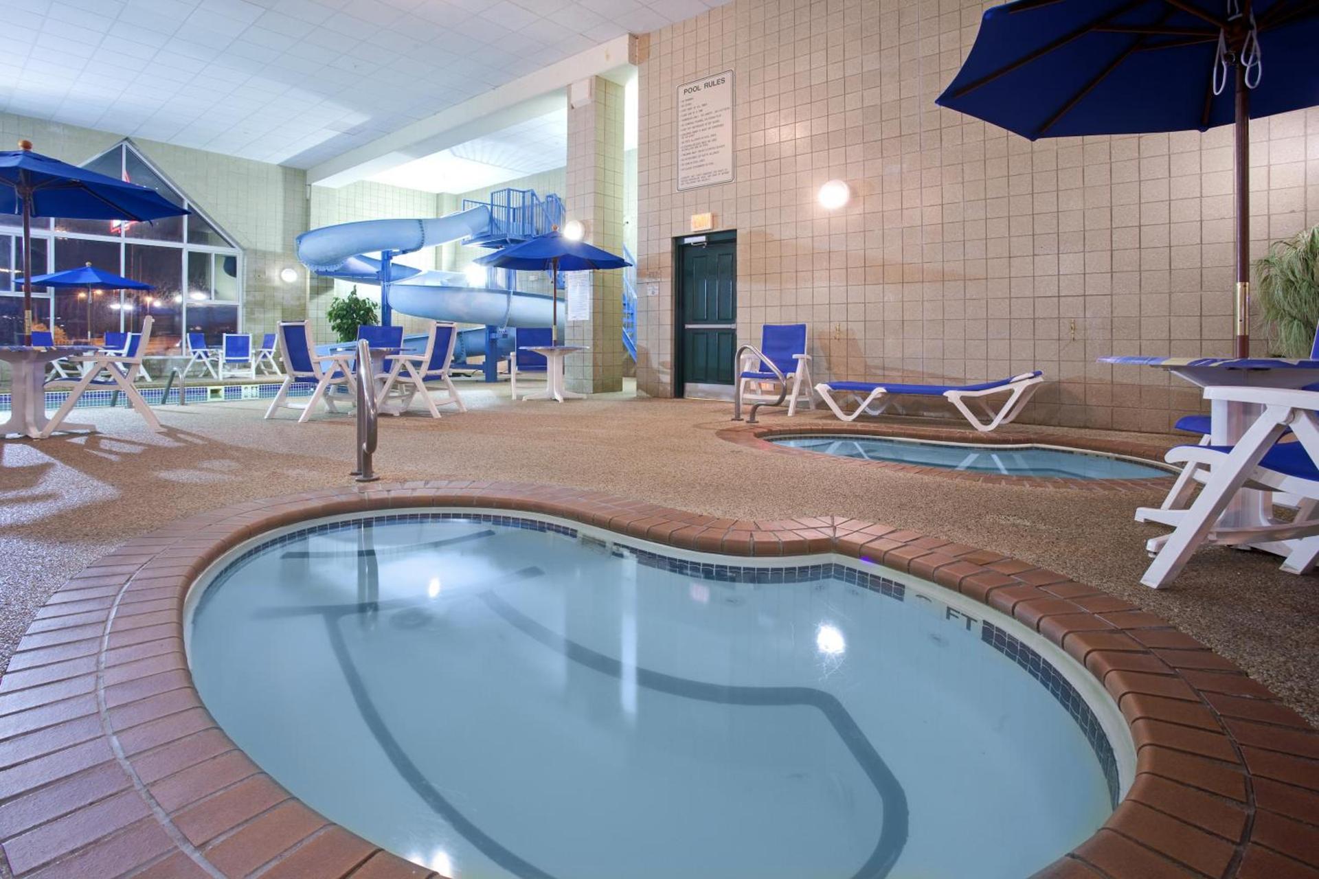 Country Inn & Suites by Radisson, Rapid City, SD photo 25
