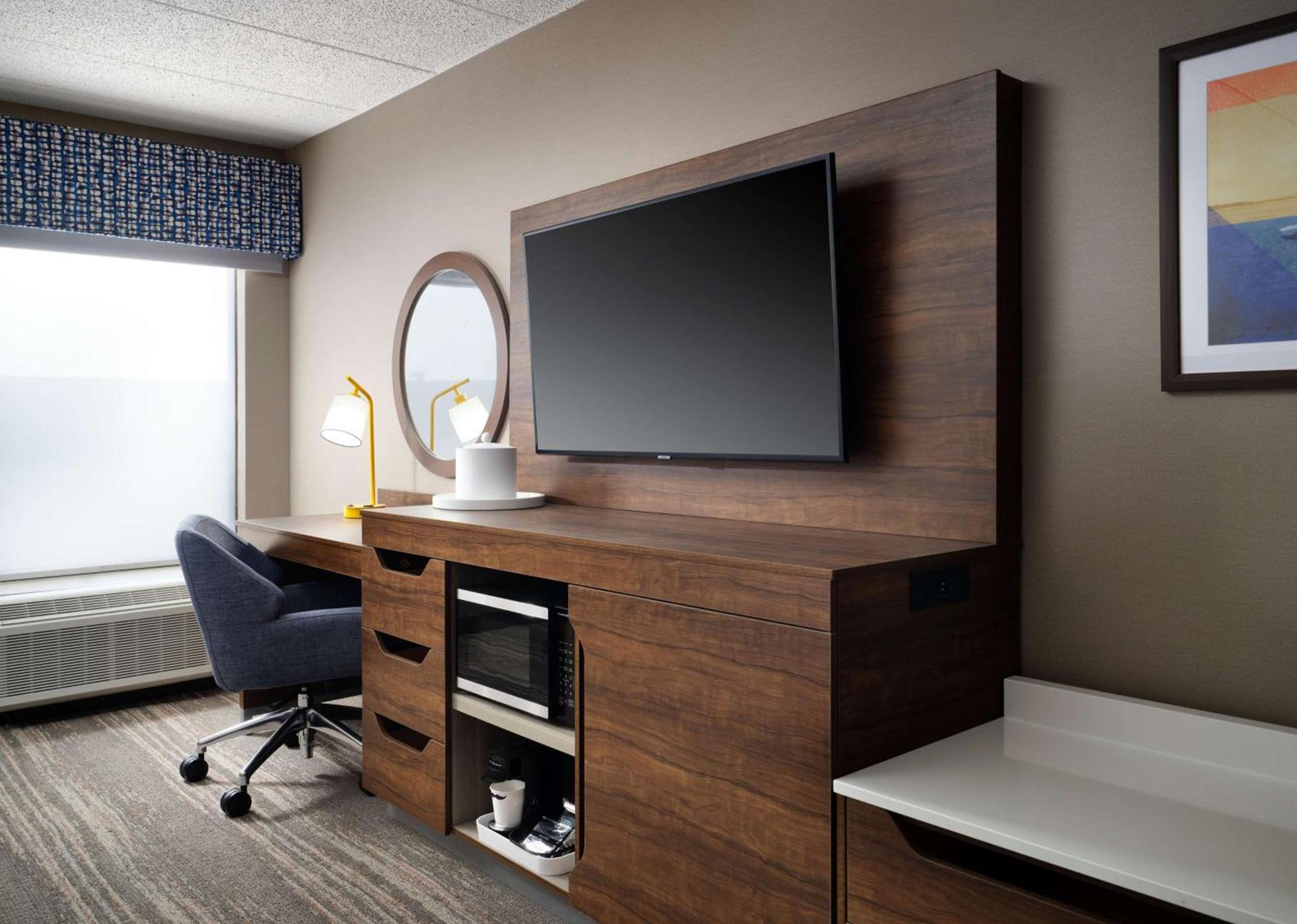 Hampton Inn Troy photo 8