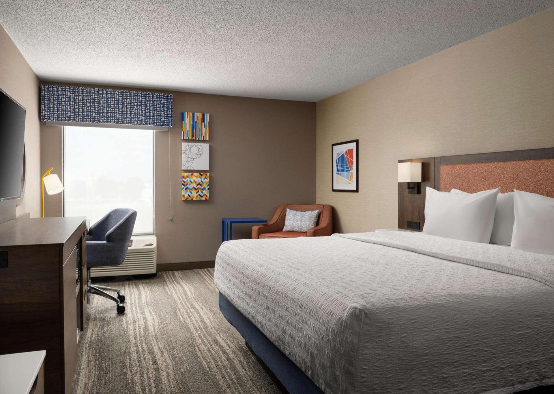 Hampton Inn Troy photo 14