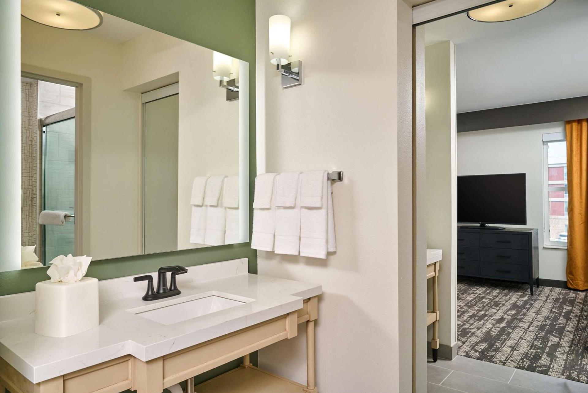 Homewood Suites by Hilton Anchorage photo 16