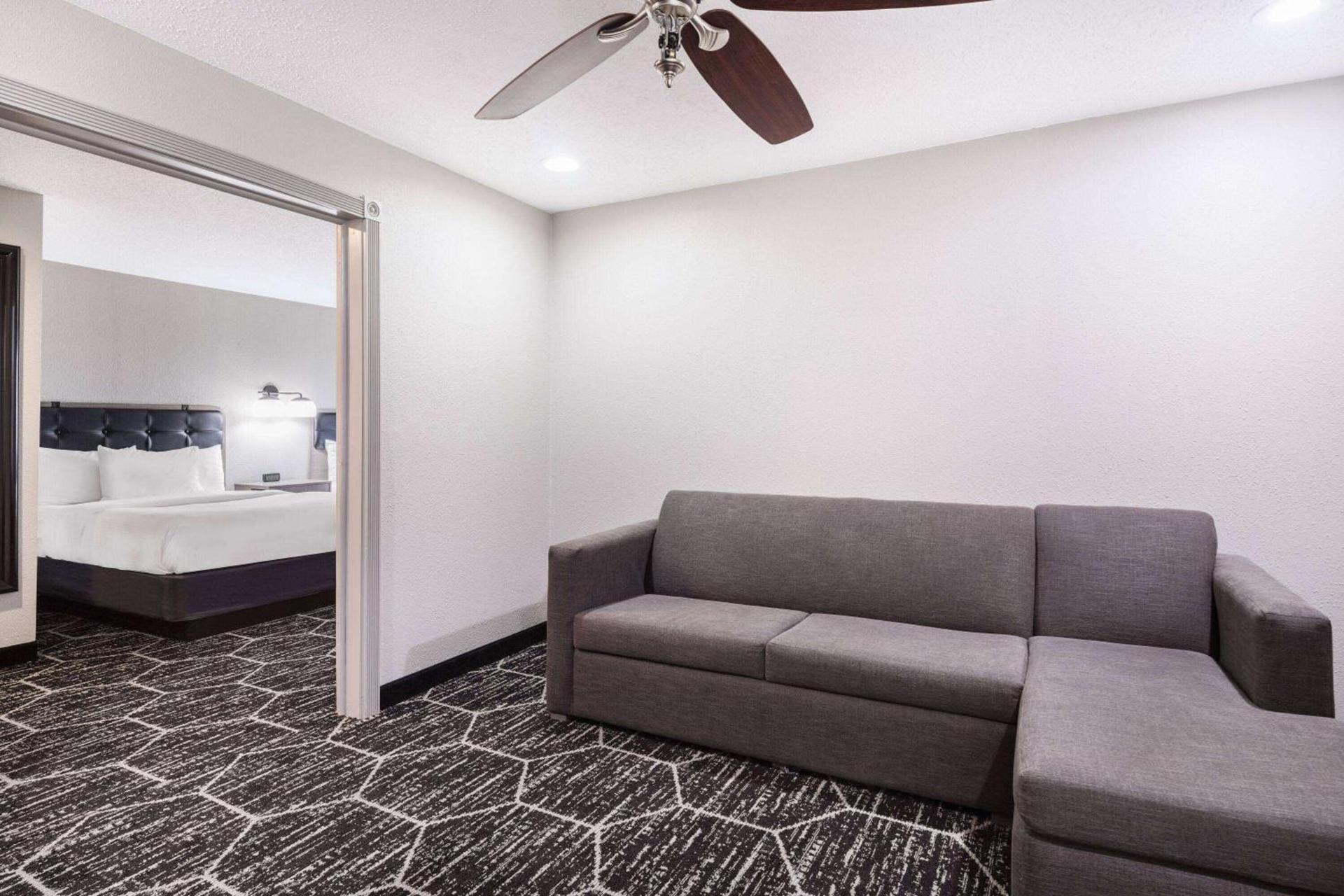 La Quinta by Wyndham Evansville photo 15