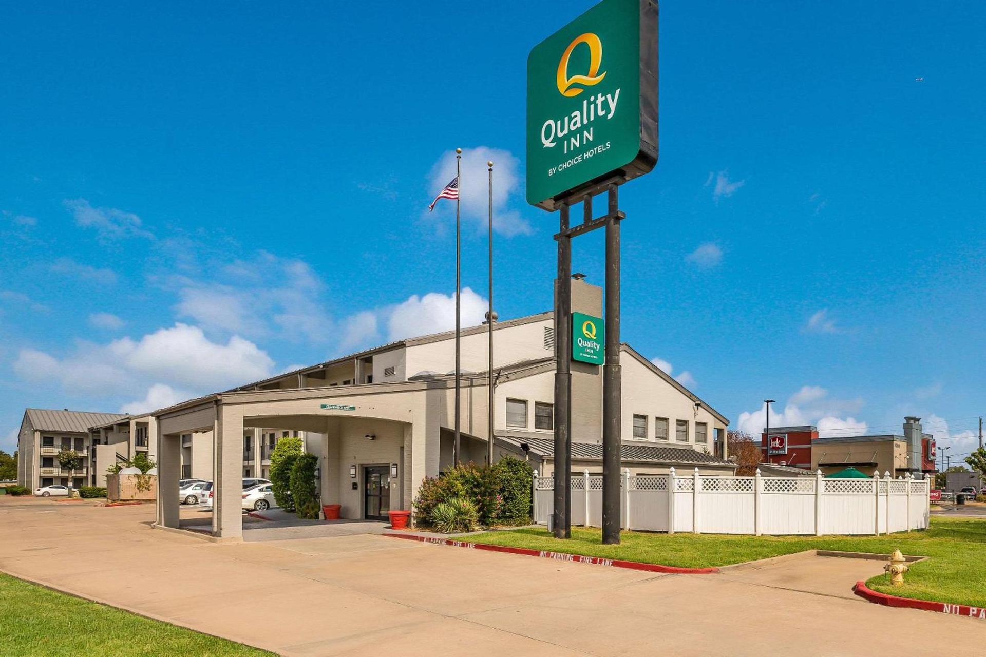 Quality Inn Tulsa Central photo 4