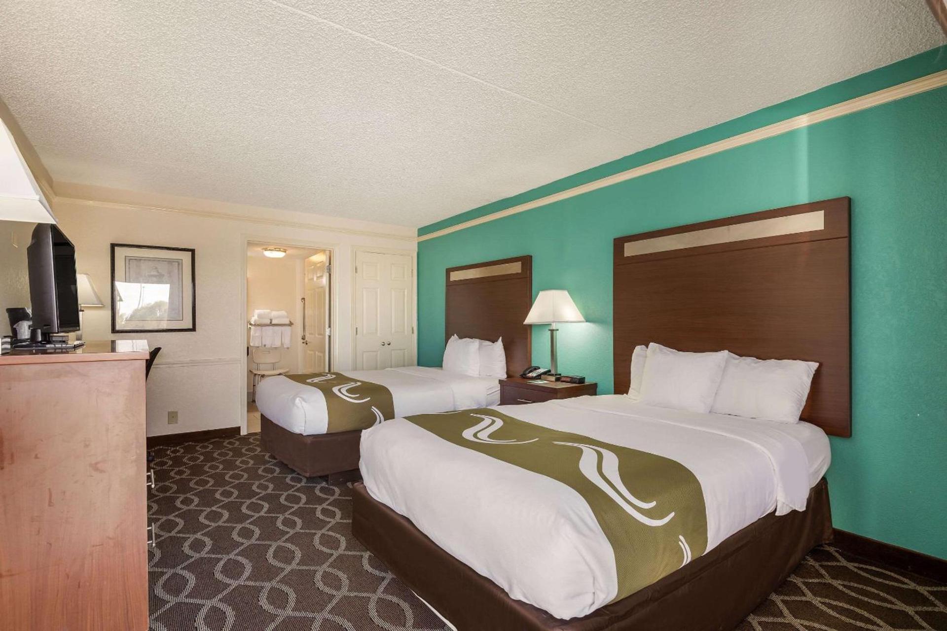 Quality Inn Tulsa Central photo 14