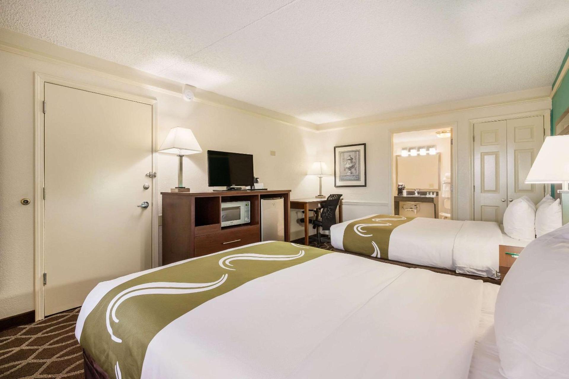 Quality Inn Tulsa Central photo 15