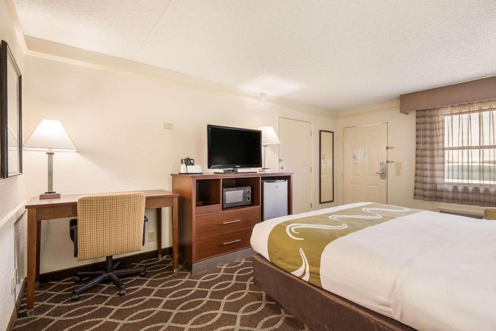 Quality Inn Tulsa Central photo 19