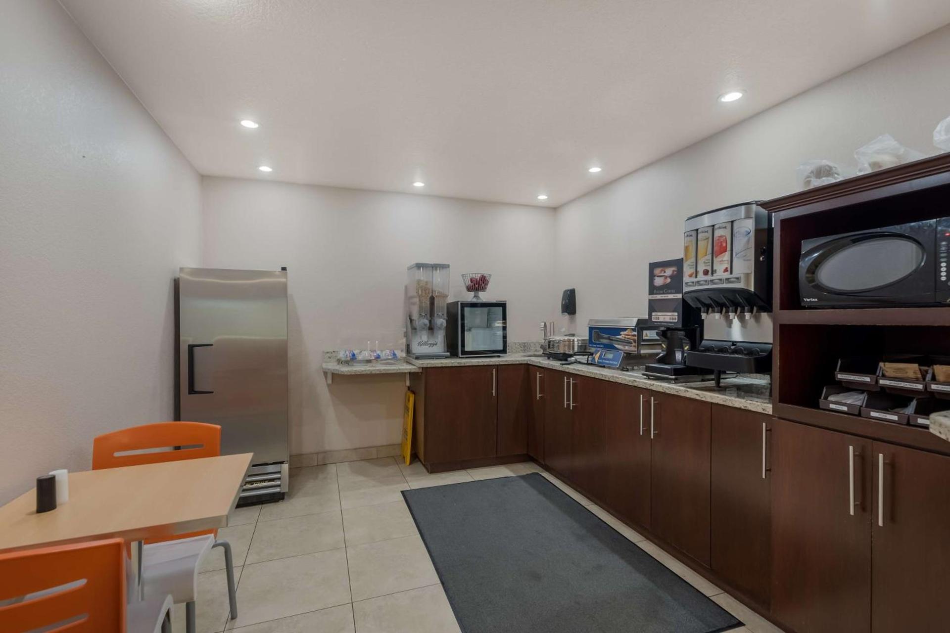 SureStay Hotel by Best Western Williams - Grand Canyon photo 12