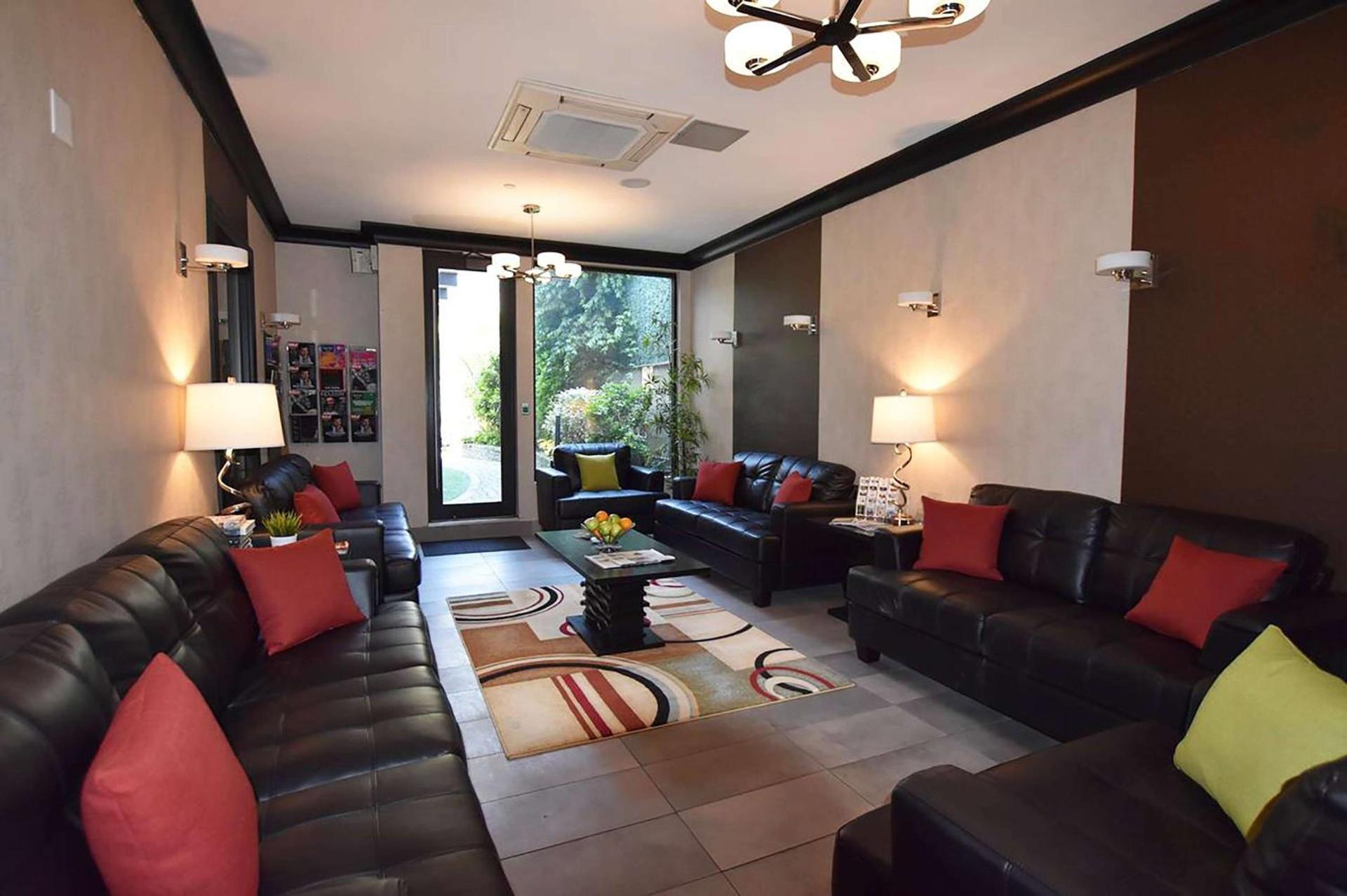 Aura Hotel Brooklyn photo 63
