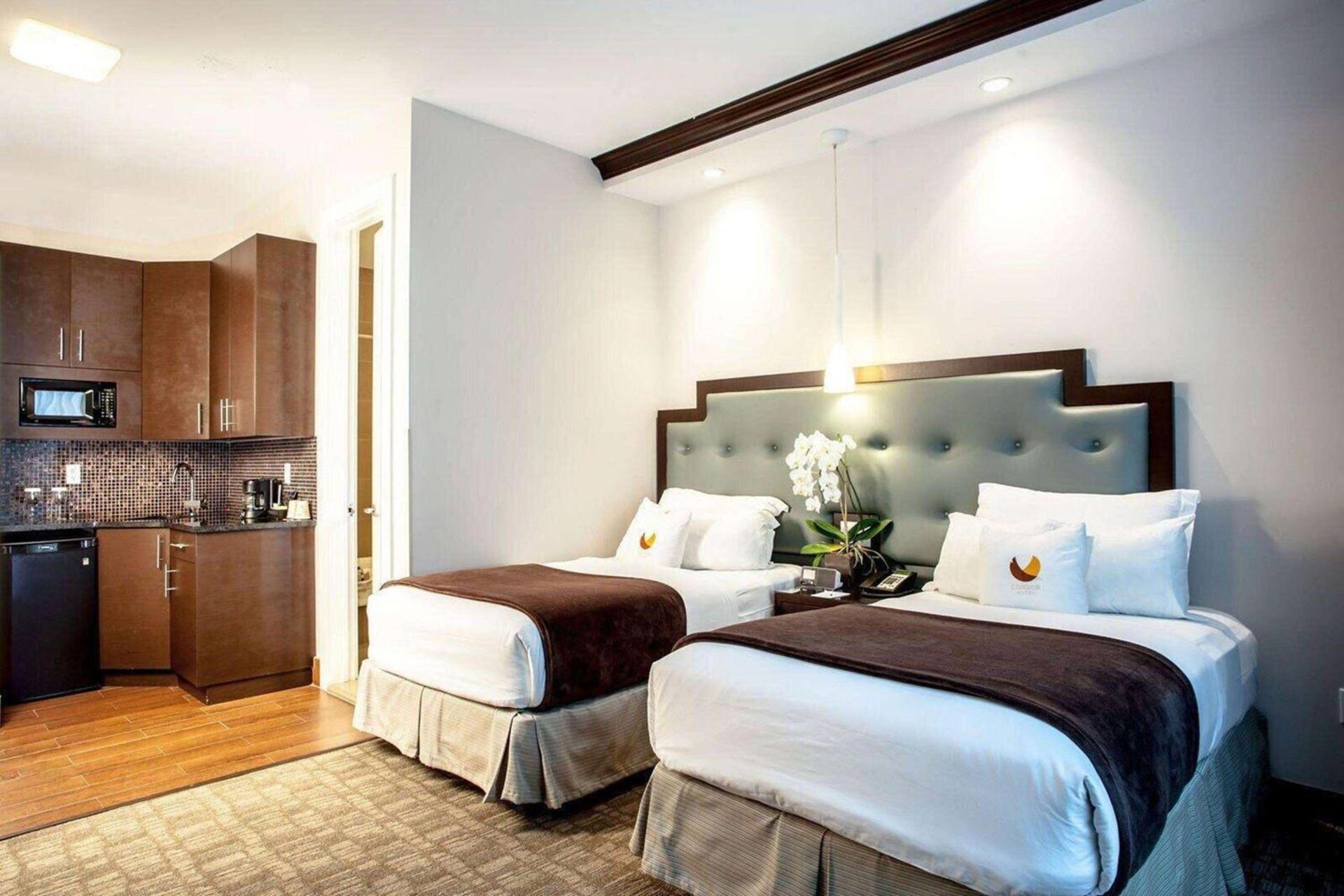 Aura Hotel Brooklyn photo 68