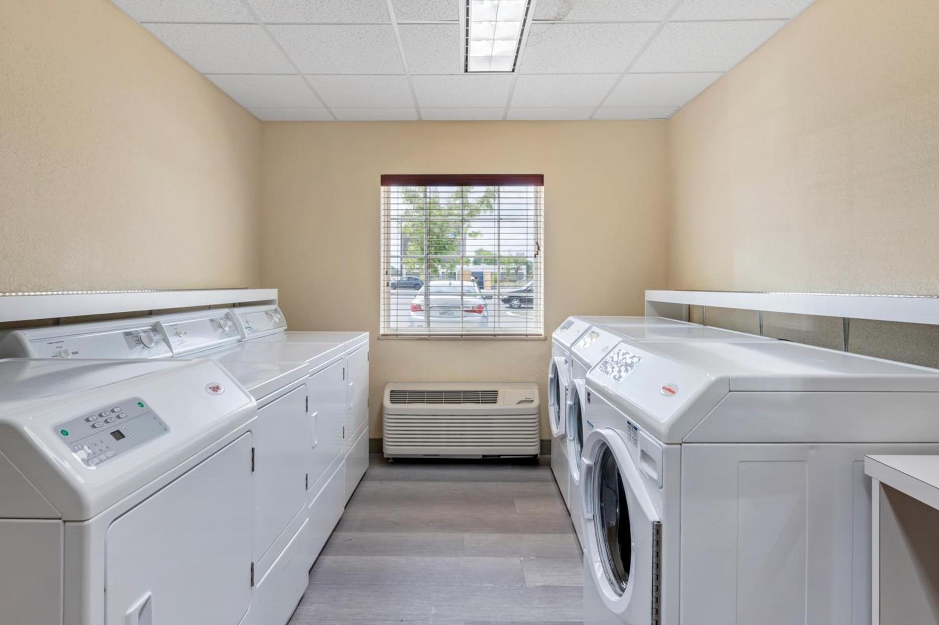 Candlewood Suites Indianapolis East by IHG photo 8