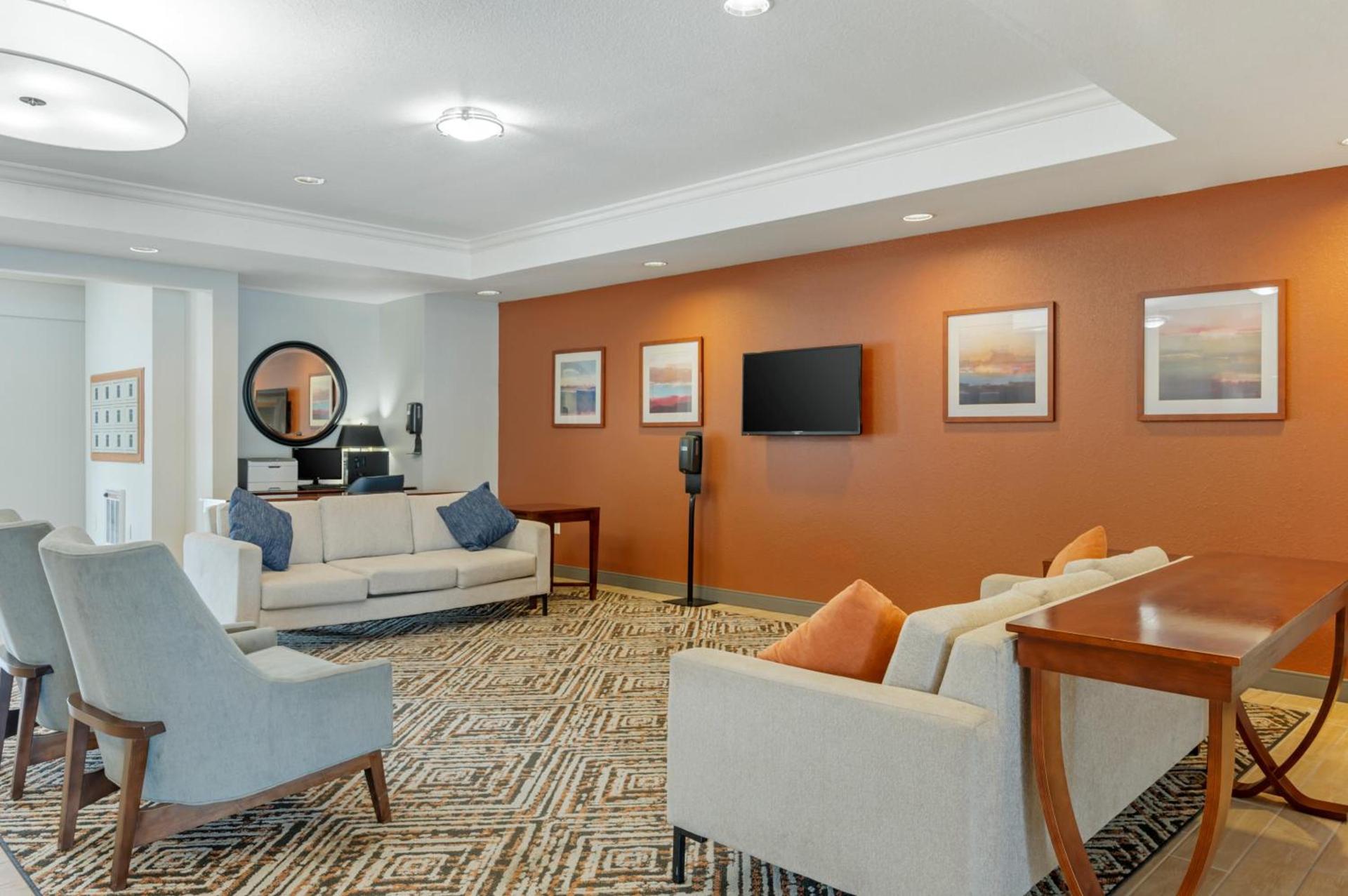 Candlewood Suites Indianapolis East by IHG photo 14
